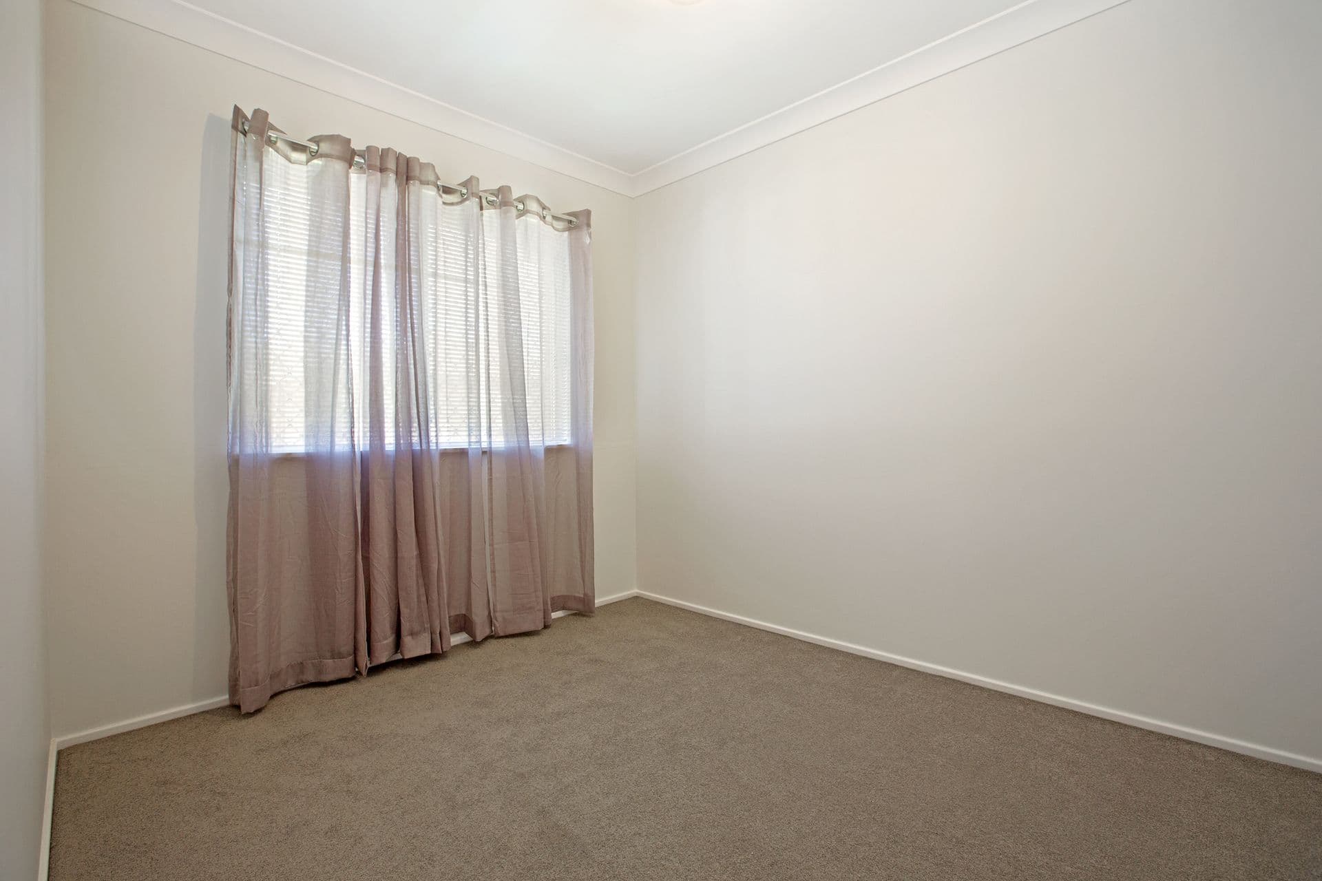 10/26  Turquoise Crescent, Bossley Park, NSW, 2176, Bossley Park - Thumbnail 6
