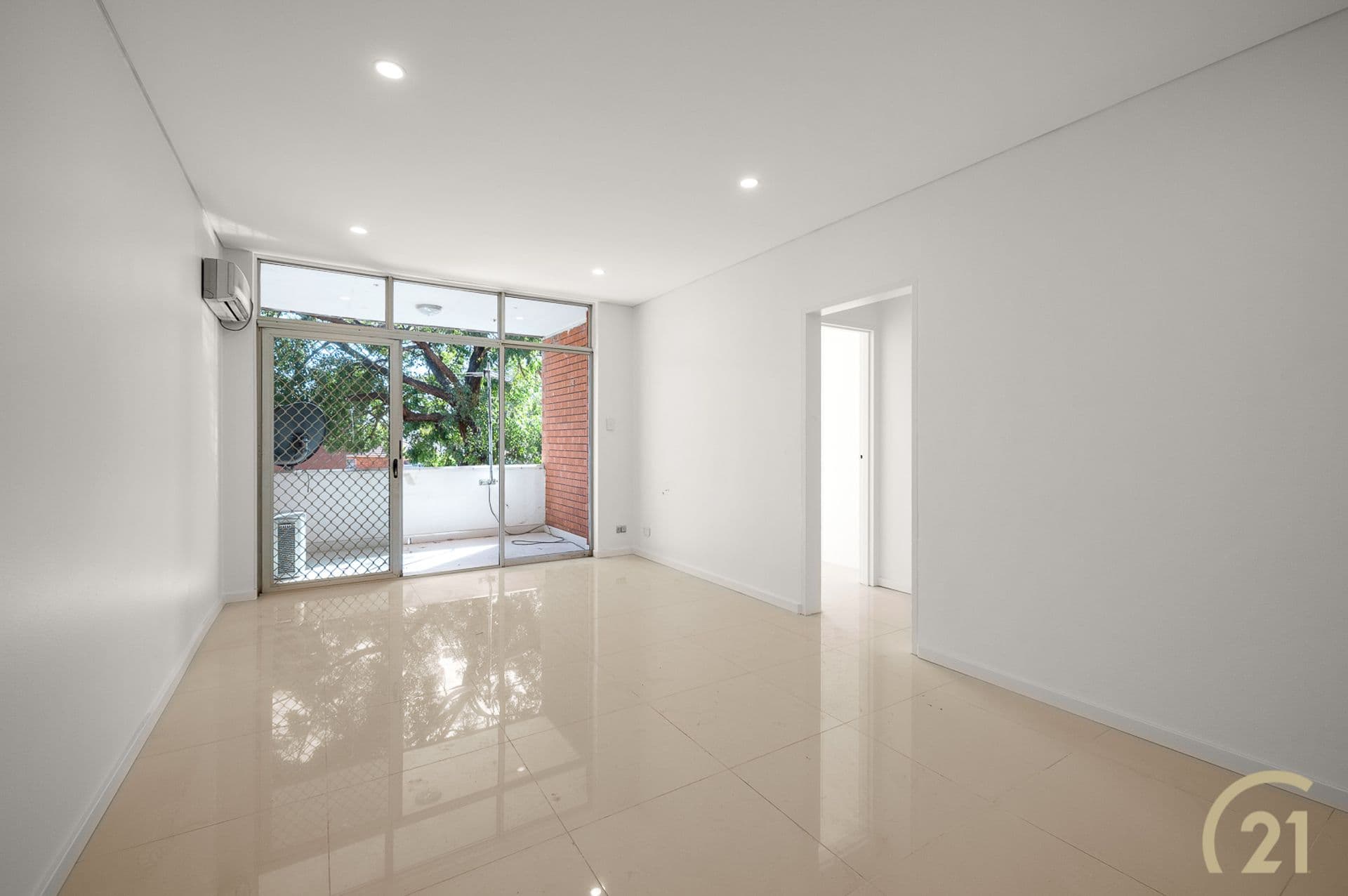 2/53 Hamilton Road, Fairfield, NSW, 2165, Fairfield - Thumbnail 4