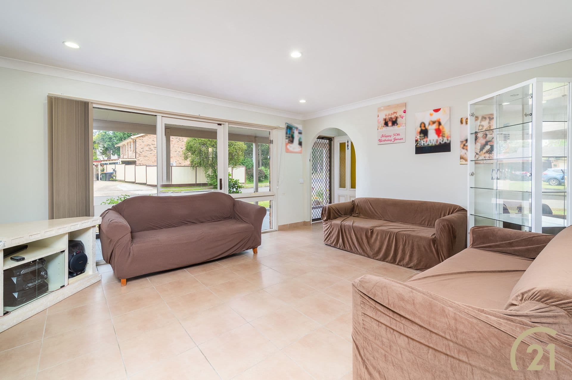 1 Falcon Close, Greenfield Park, NSW, 2176, Greenfield Park - Thumbnail 4