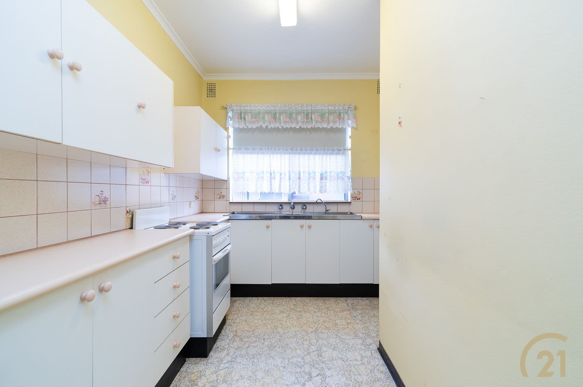 4/51 Hamilton Road, Fairfield, NSW, 2165, Fairfield - Thumbnail 2