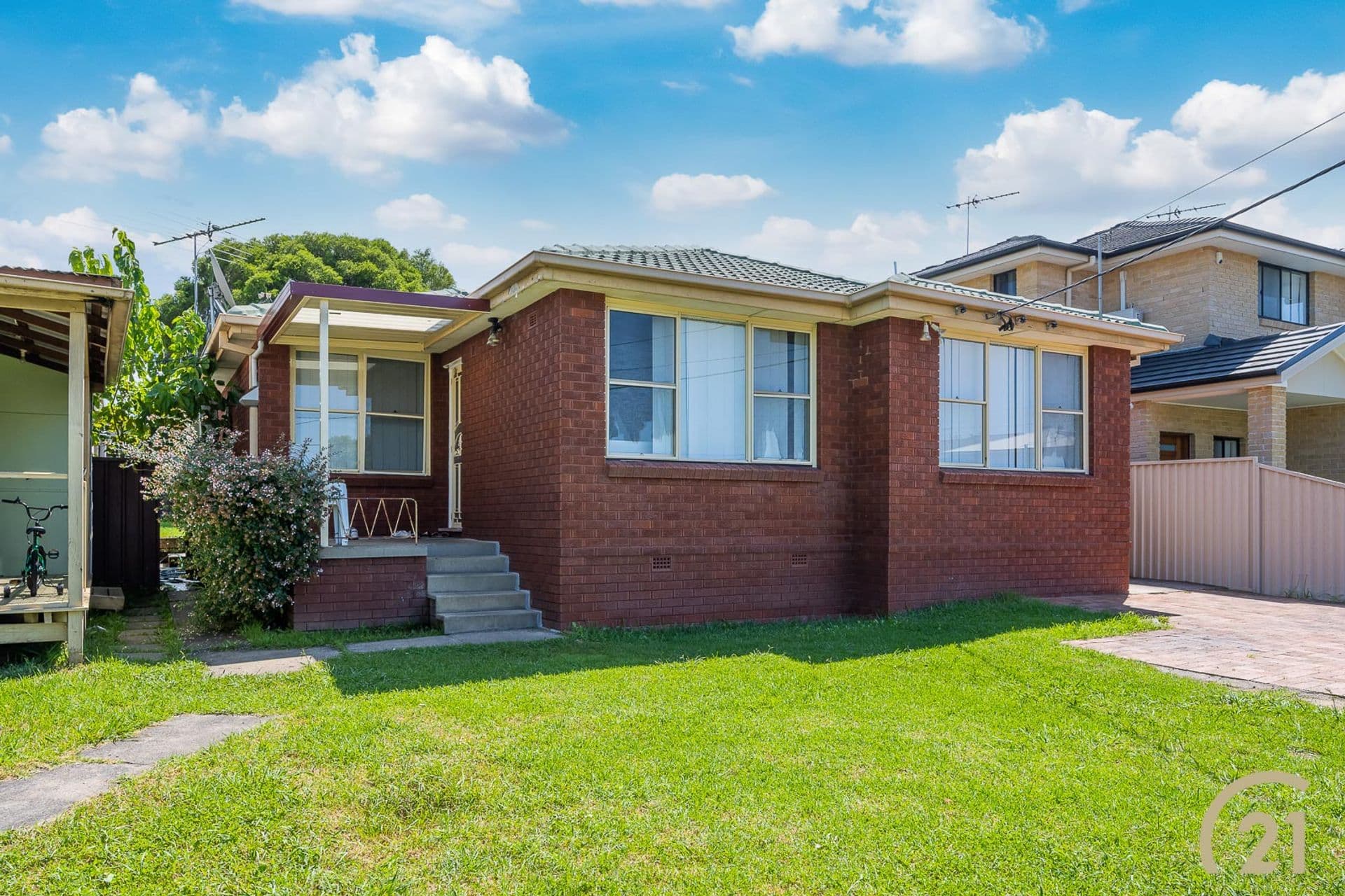 7 Waverley Street, Fairfield West, NSW, 2165, Fairfield West - Thumbnail 4