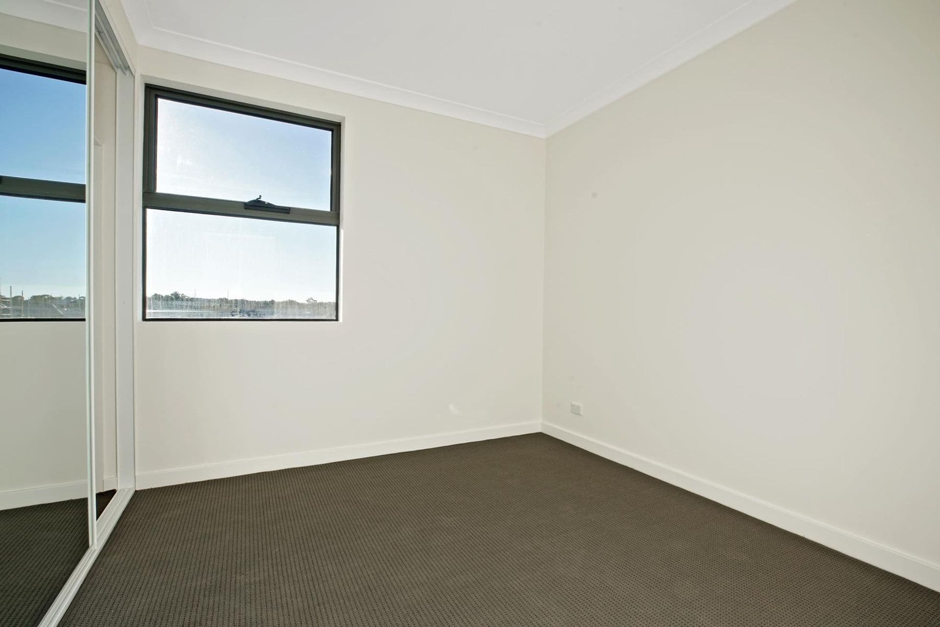 110/28 Satinwood Crescent, Bonnyrigg, NSW, 2177, Bonnyrigg - Thumbnail 5