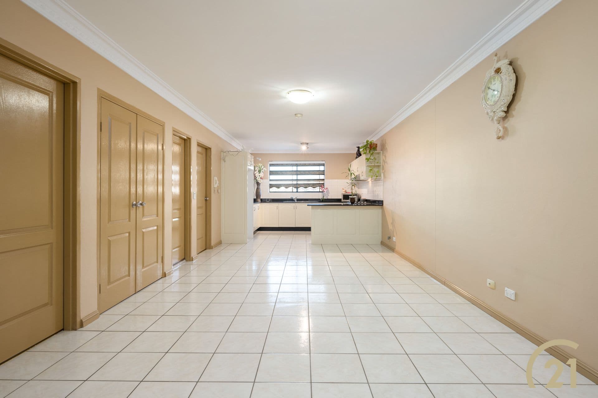 11/2 The Crescent, Fairfield, NSW, 2165, Fairfield - Thumbnail 2