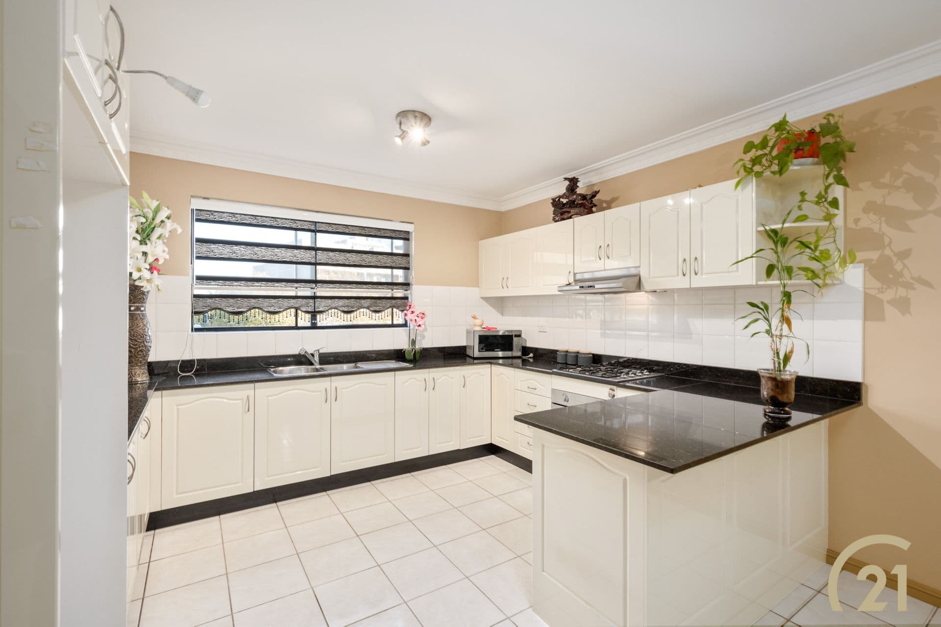 11/2 The Crescent, Fairfield, NSW, 2165, Fairfield - Thumbnail 3