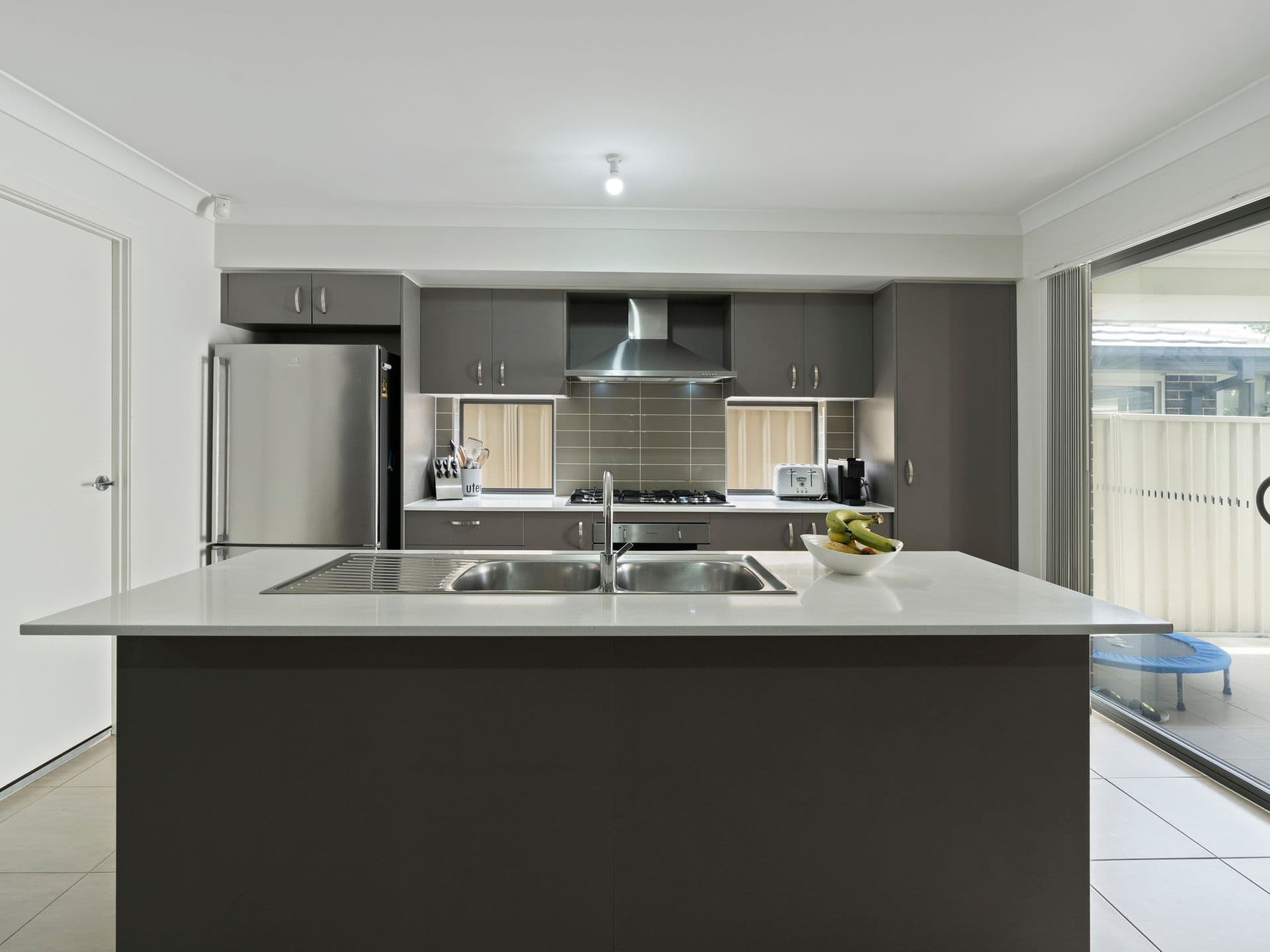 1/95-97 Ware Street, Fairfield, NSW, 2165, Middleton Grange - Thumbnail 2