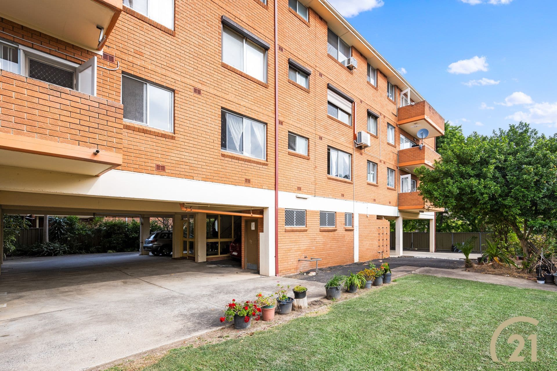 2/38 Hardy Street, Fairfield, NSW, 2165, Fairfield - Thumbnail 2