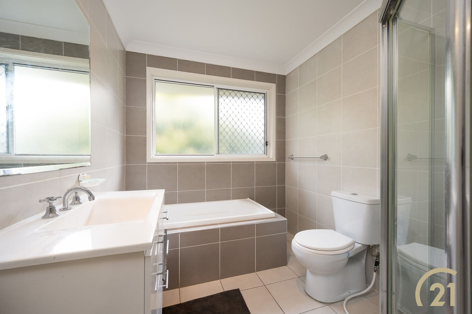 2/22 Watling Avenue, West Hoxton, NSW, 2171, West Hoxton - Thumbnail 7