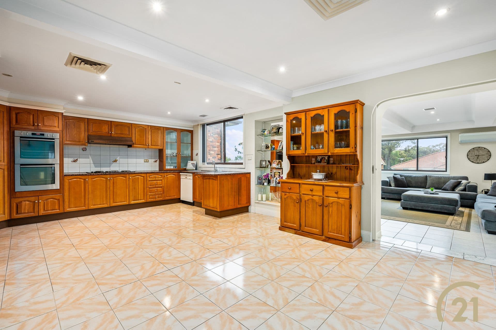 12 Ringtail Crescent, Bossley Park, NSW, 2176, Bossley Park - Thumbnail 2