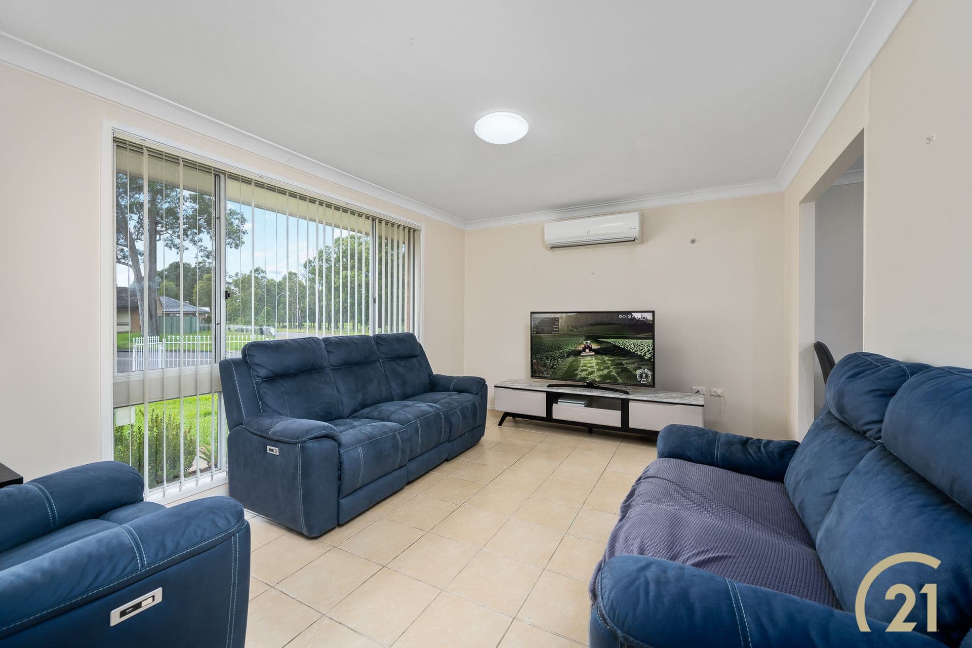 35 Lalich Avenue, Bonnyrigg, NSW, 2177, Bonnyrigg - Thumbnail 2