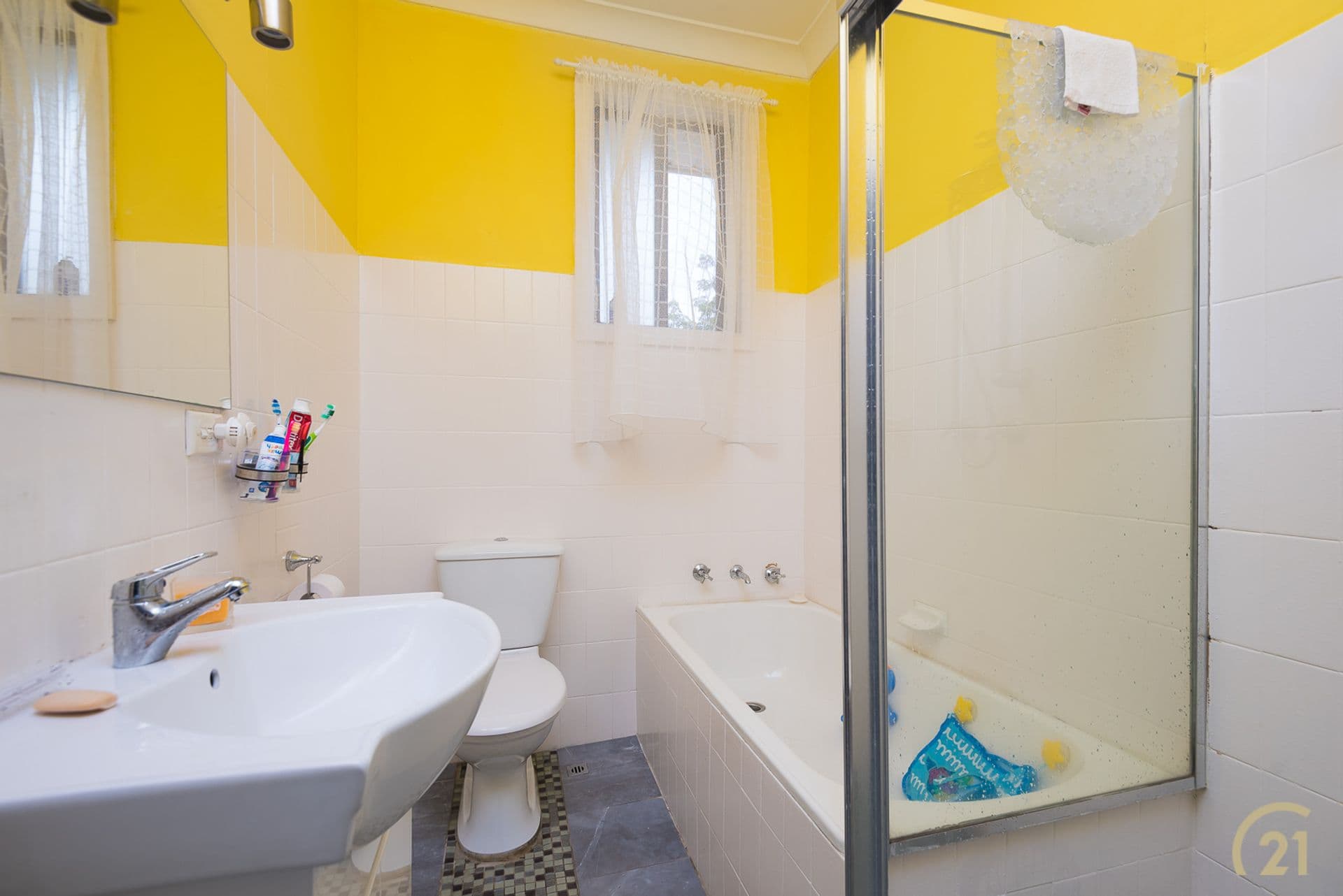 68 Grainger Avenue, Mount Pritchard, NSW, 2170, Mount Pritchard - Thumbnail 6