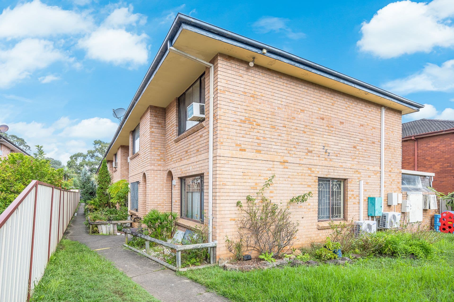 1/262 River Avenue, Carramar, NSW, 2163, Carramar - Image 1