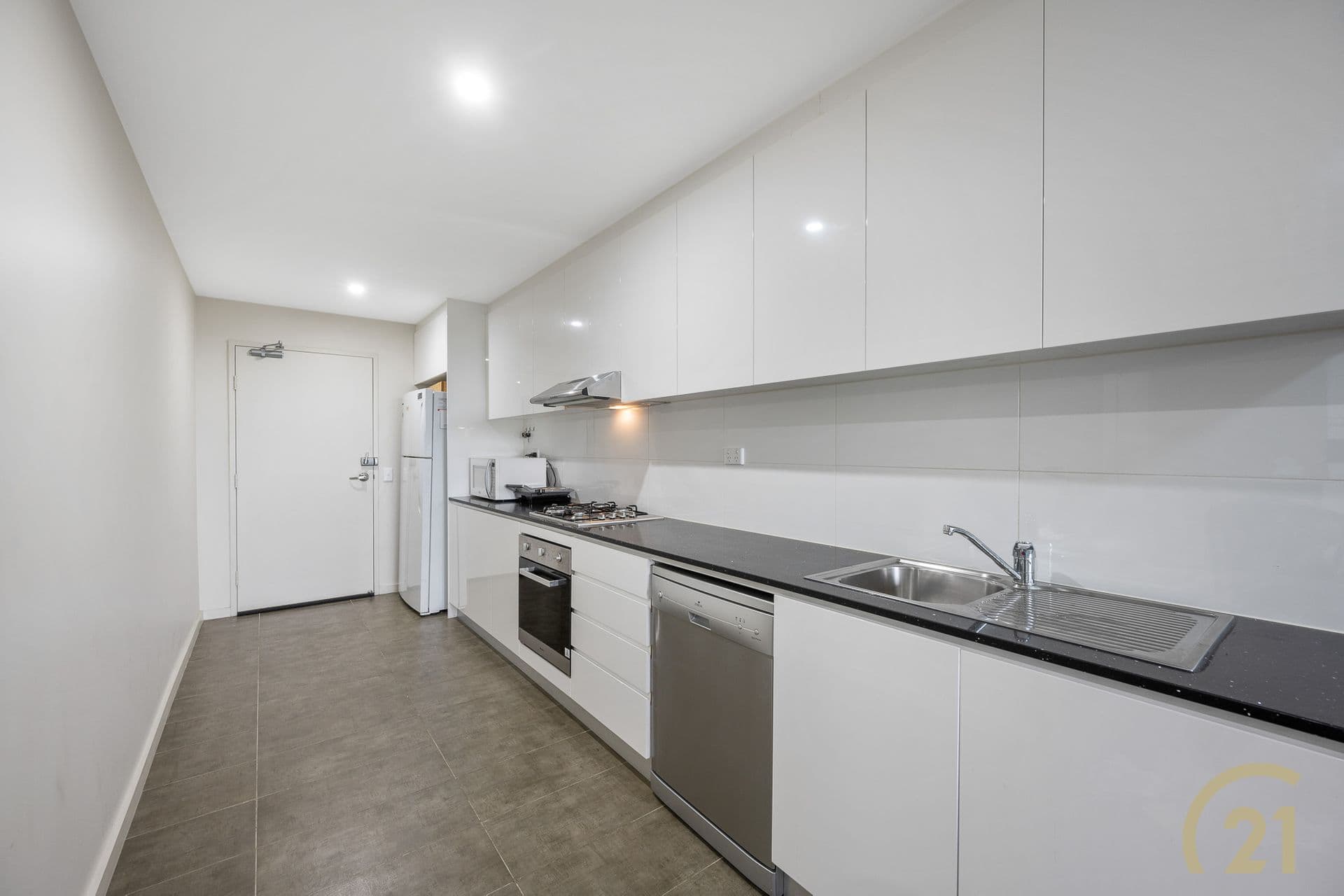 109/17-21 The Crescent, Fairfield, NSW, 2165, Fairfield - Thumbnail 2