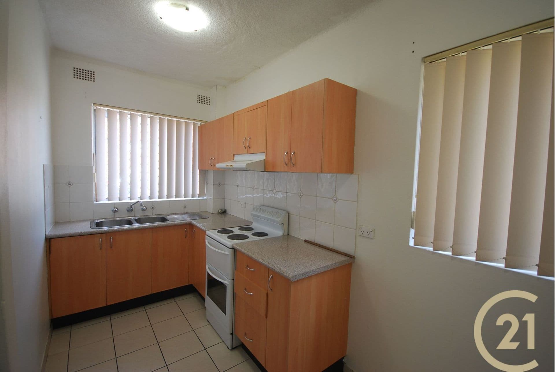 10/186-188 Sandal Crescent, Carramar, NSW, 2163, Carramar - Thumbnail 4