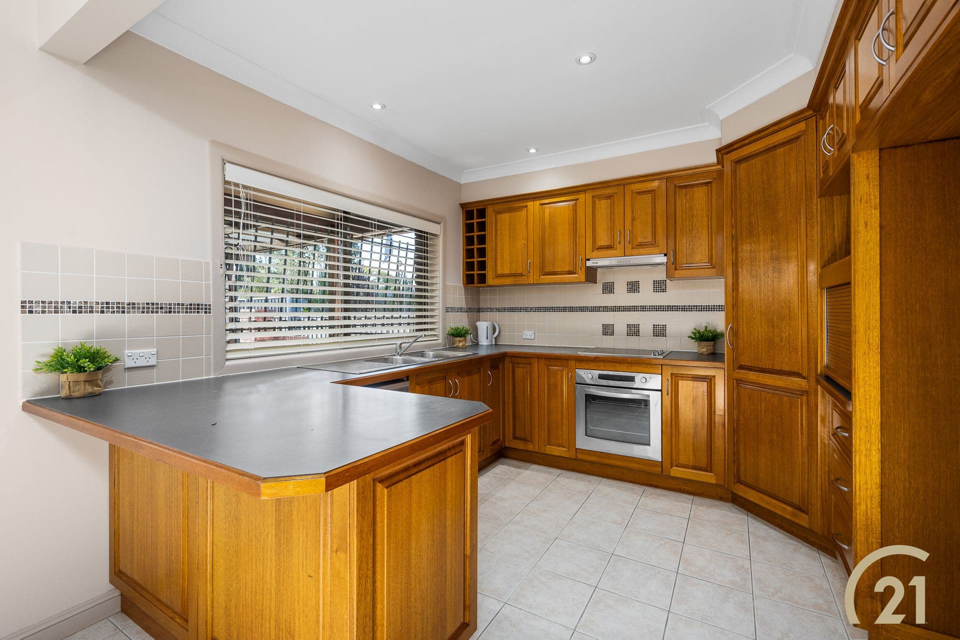 1/95-97 Ware Street, Fairfield, NSW, 2165, St Johns Park - Thumbnail 2
