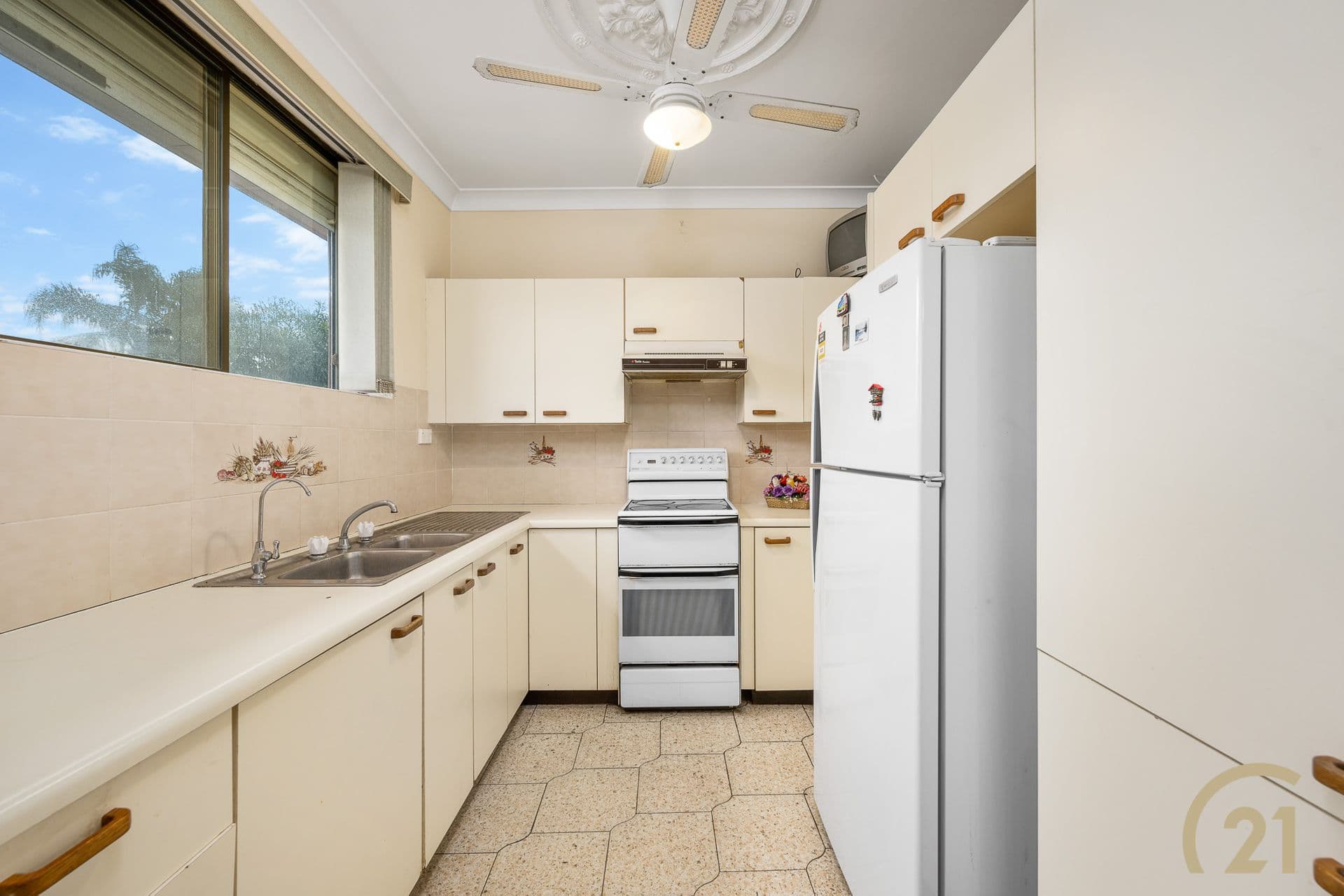 1/95-97 Ware Street, Fairfield, NSW, 2165, Edensor Park - Thumbnail 2