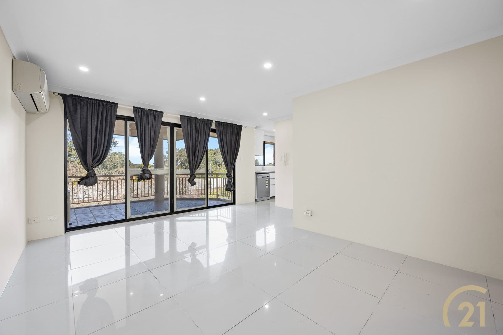 10/181-185 Sandal Crescent, Carramar, NSW, 2163, Carramar - Thumbnail 4