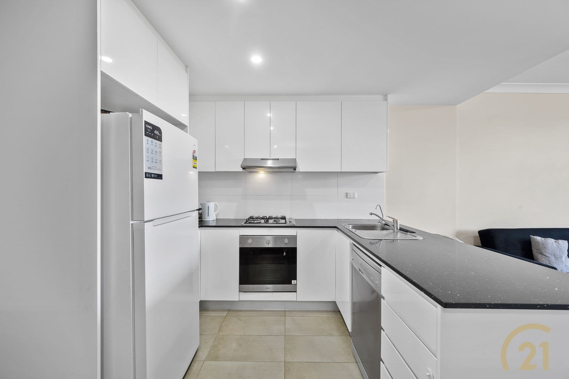 220/17-21 The Crescent, Fairfield, NSW, 2165, Fairfield - Thumbnail 3