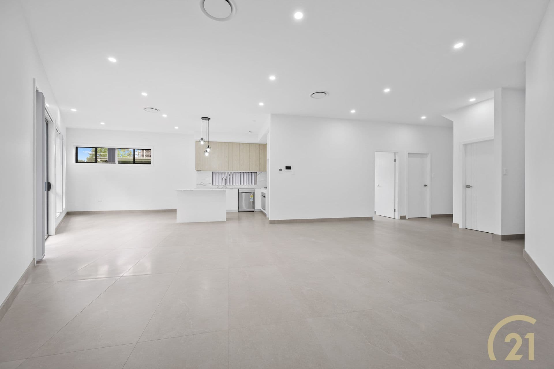 4/30 Hermitage Crescent, Cartwright, NSW, 2168, Cartwright - Thumbnail 2