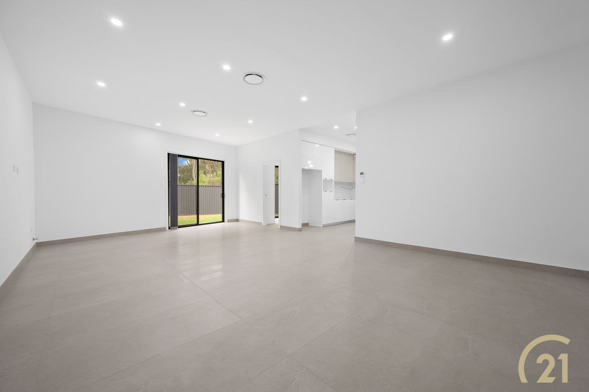 5/30 Hermitage Crescent, Cartwright, NSW, 2168, Cartwright - Thumbnail 2