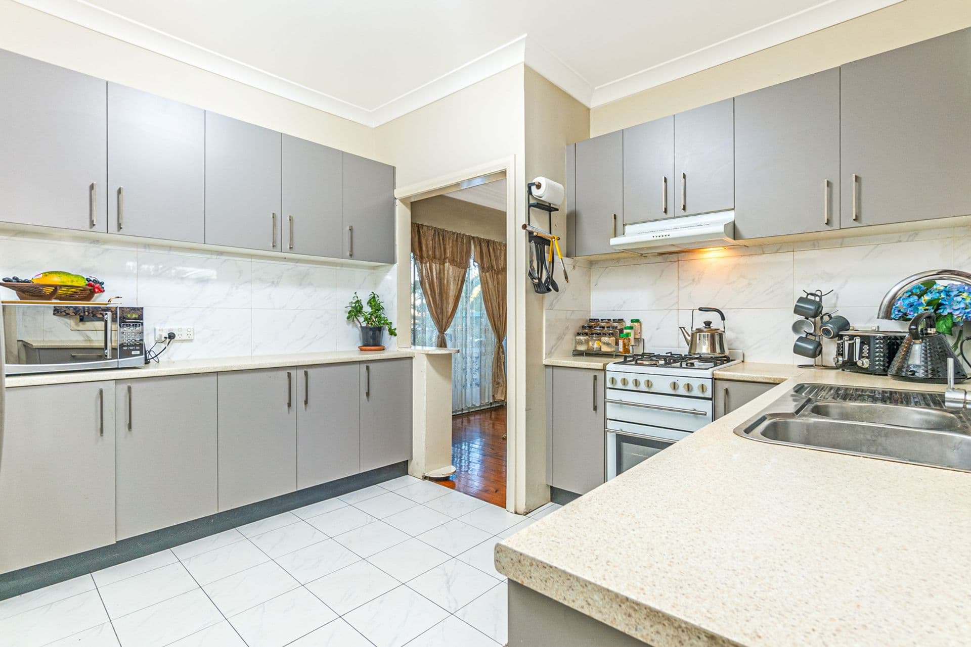 9 Huntingdale Avenue, Lansvale, NSW, 2166, Lansvale - Thumbnail 4