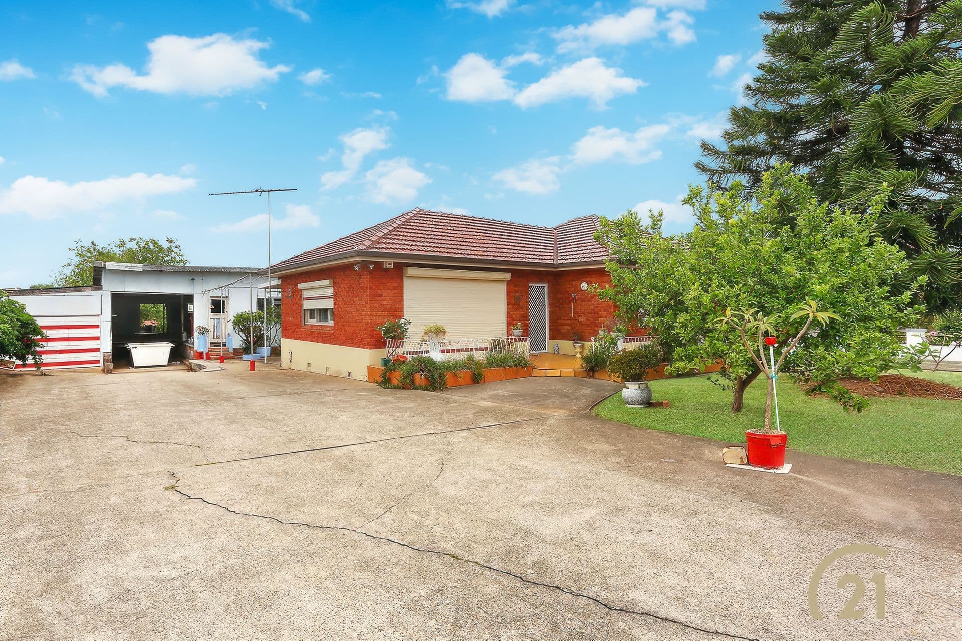1/95-97 Ware Street, Fairfield, NSW, 2165, St Johns Park - Thumbnail 2