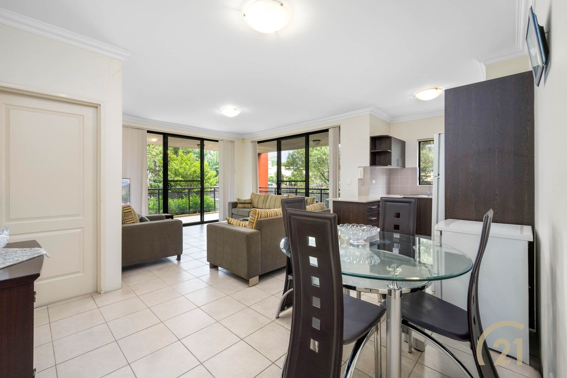 2/408-410 The Horsley Drive, Fairfield, NSW, 2165, Fairfield - Thumbnail 2