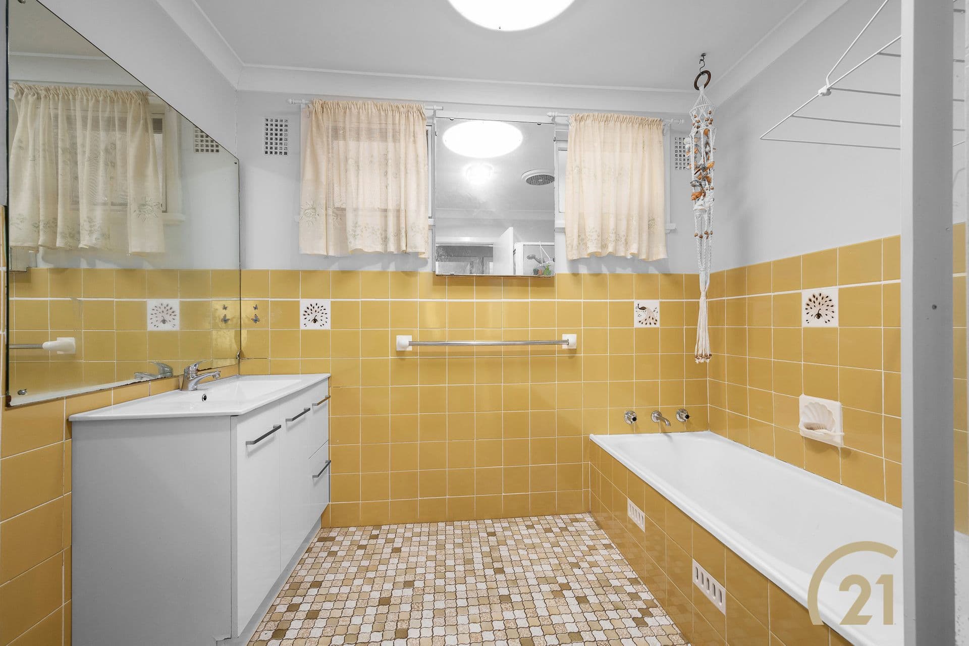 8 Valley Road, Campbelltown, NSW, 2560, Campbelltown - Thumbnail 7