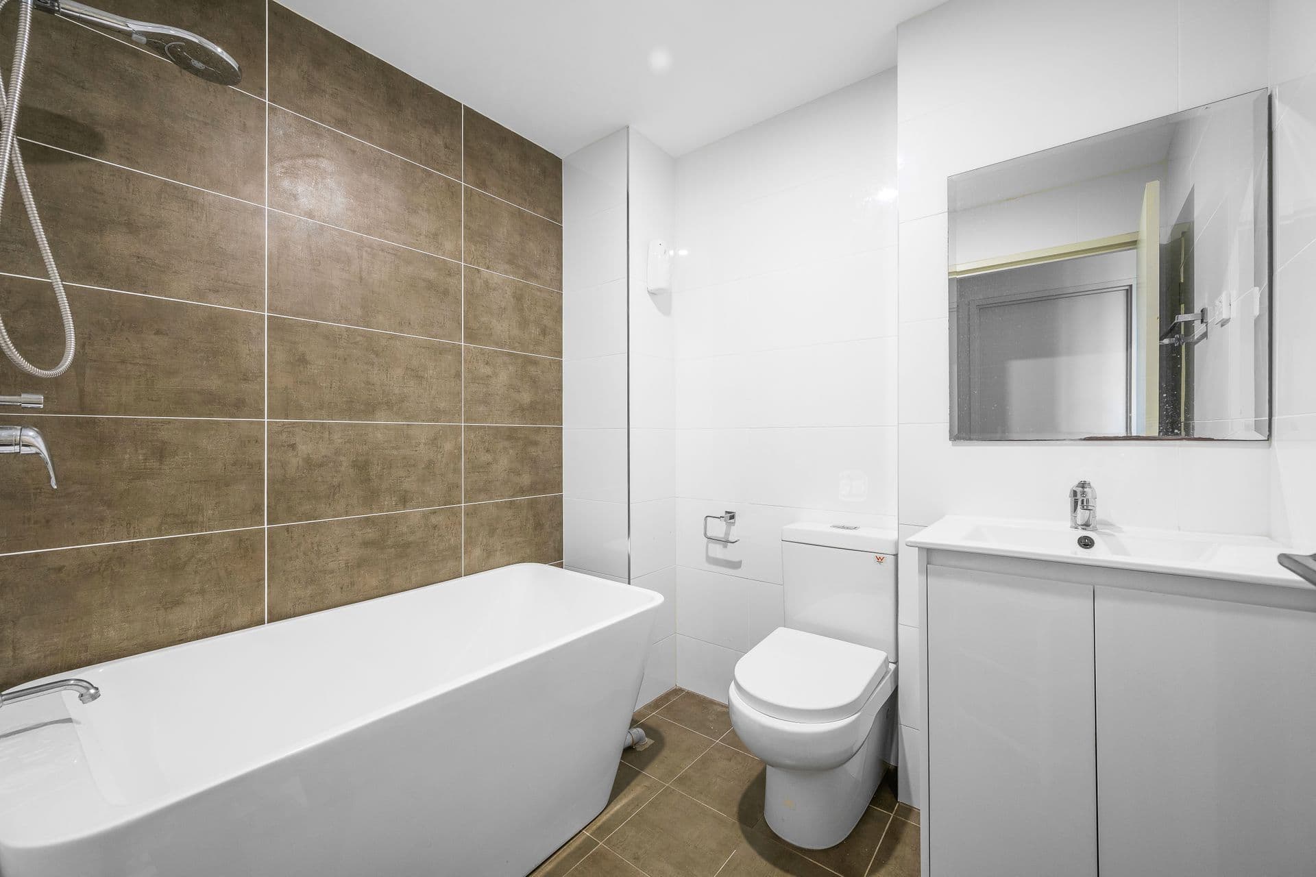 542/17-21 The Crescent, Fairfield, NSW, 2165, Fairfield - Thumbnail 4