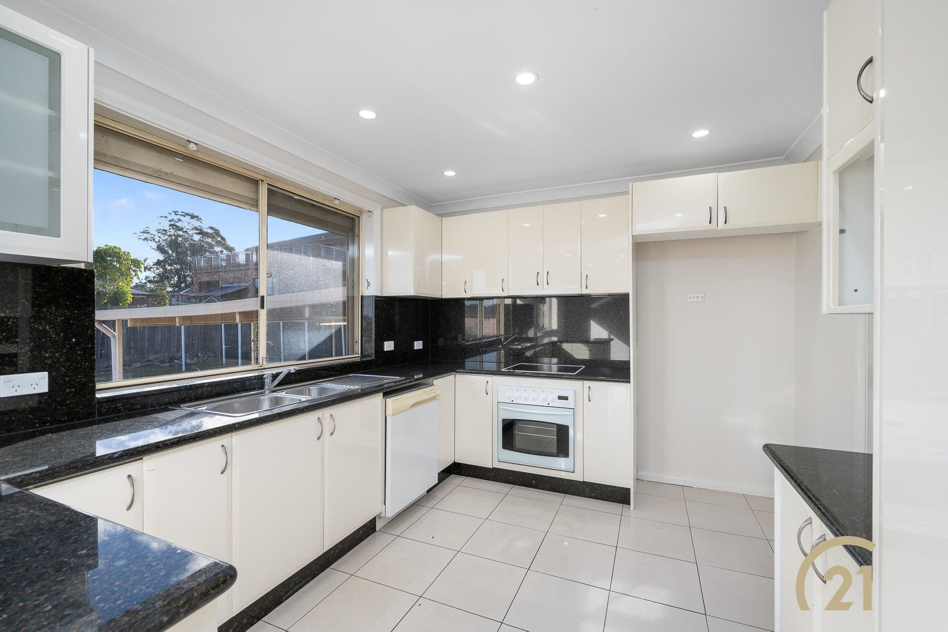 1/95-97 Ware Street, Fairfield, NSW, 2165, Prairiewood - Thumbnail 2