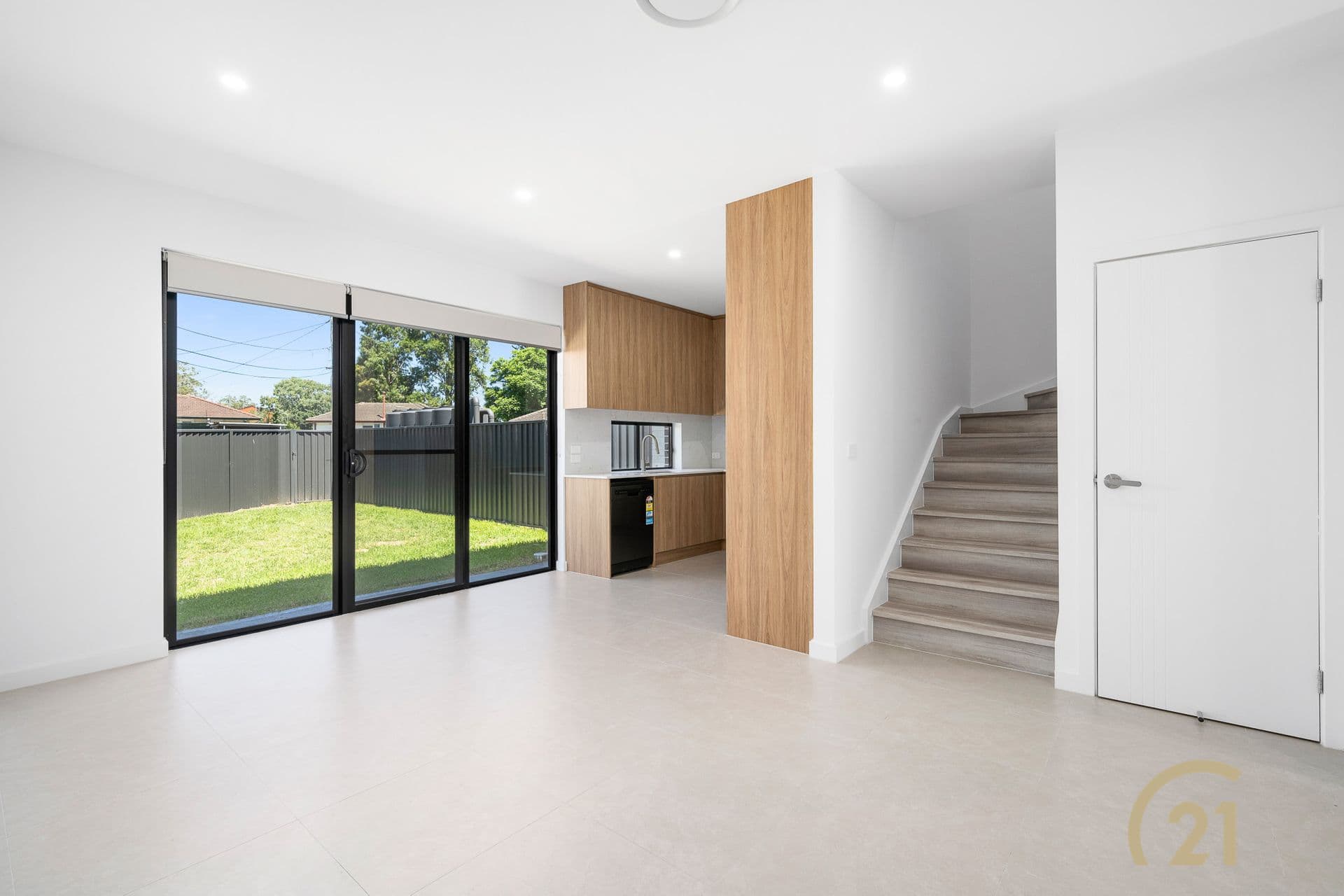 1/113-115 Willan Drive, Cartwright, NSW, 2168, Cartwright - Thumbnail 5