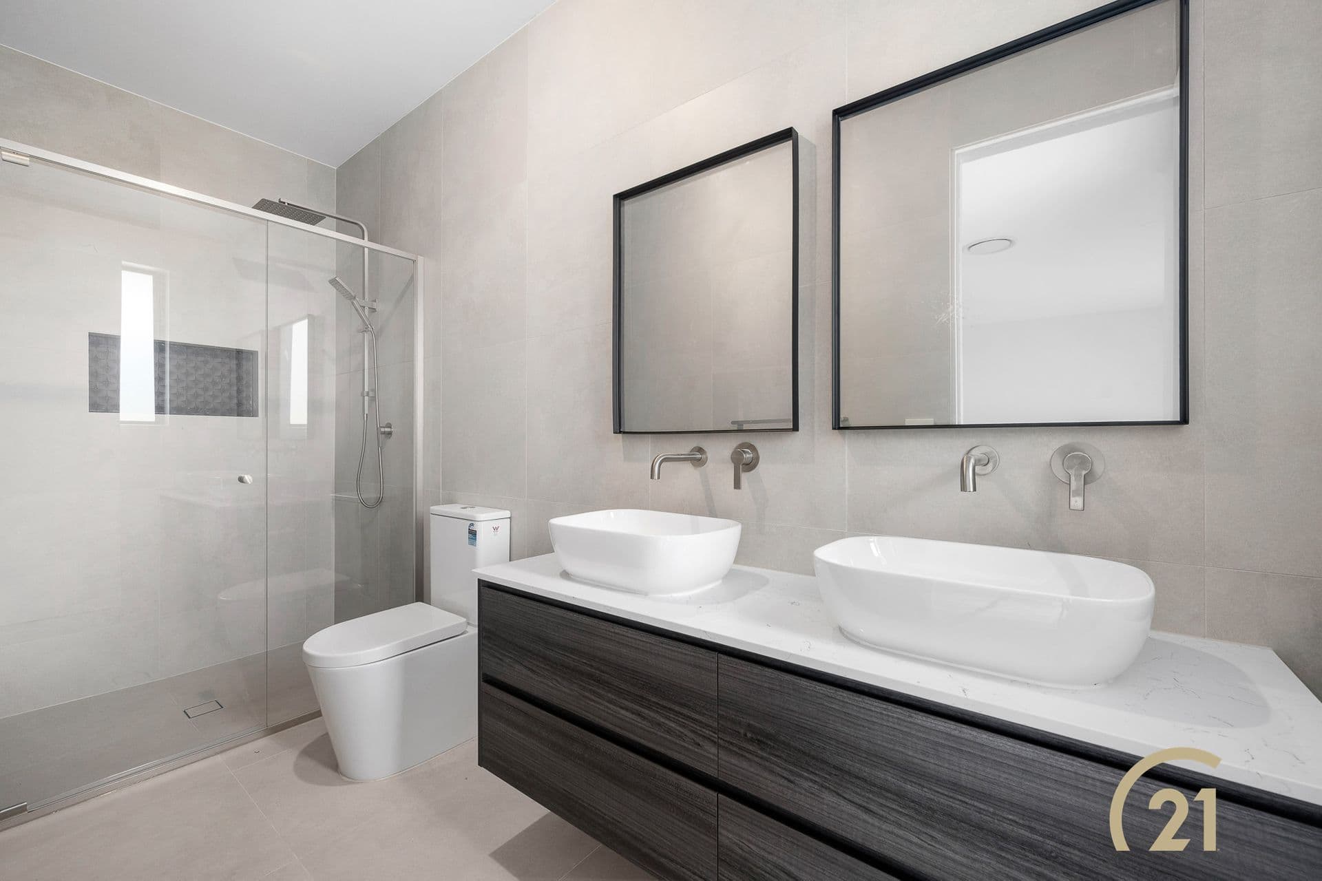 1/113-115 Willan Drive, Cartwright, NSW, 2168, Cartwright - Thumbnail 3