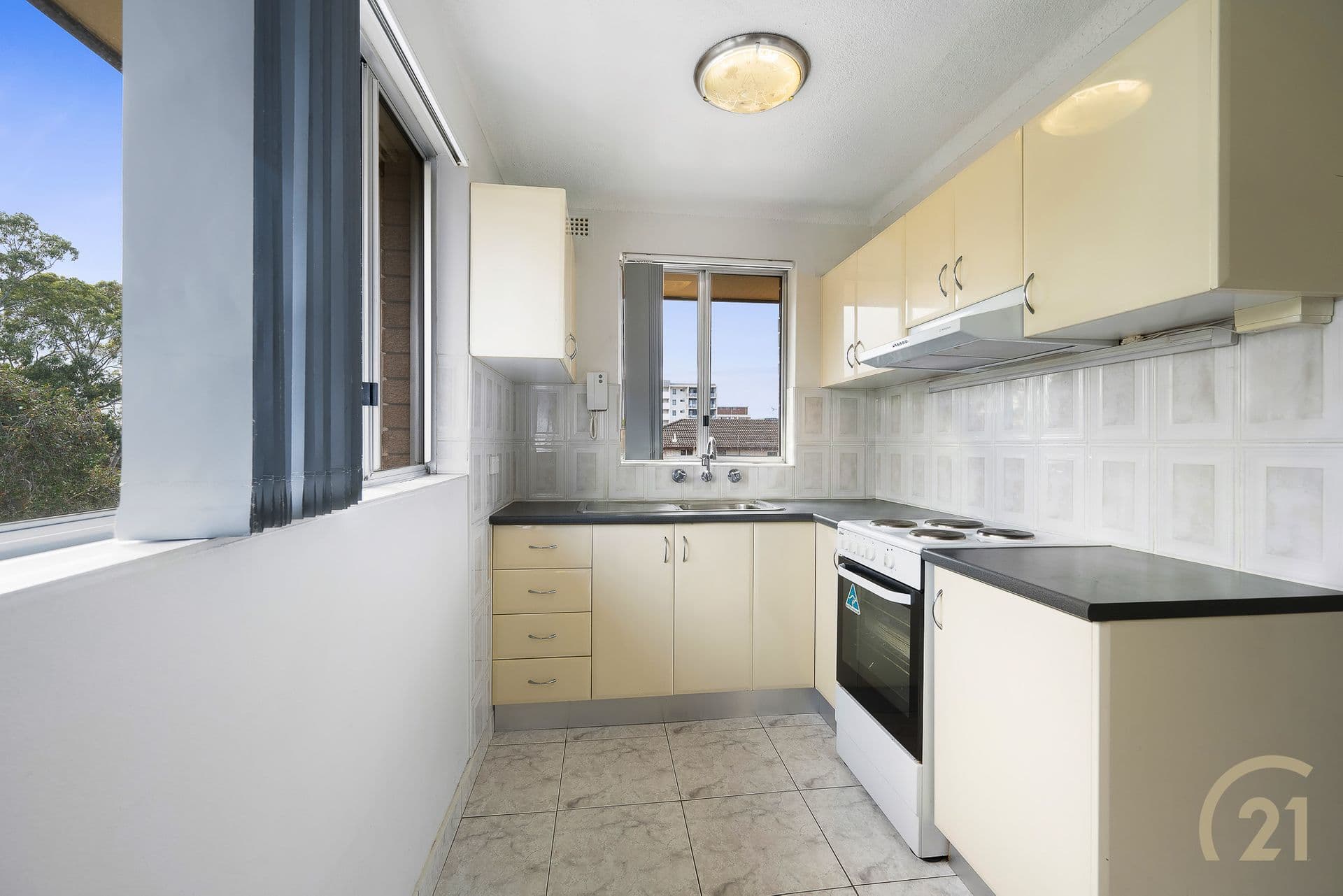 5/21 York Street, Fairfield, NSW, 2165, Fairfield - Thumbnail 3