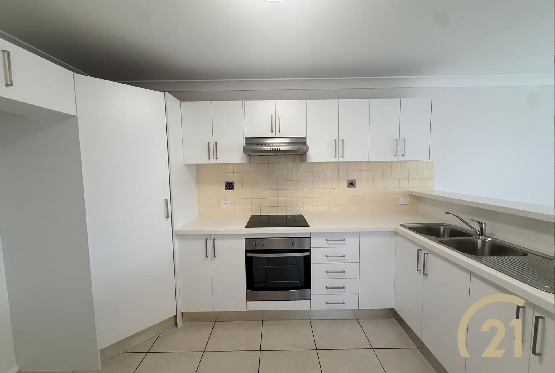 1/95-97 Ware Street, Fairfield, NSW, 2165, Fairfield Heights - Thumbnail 2