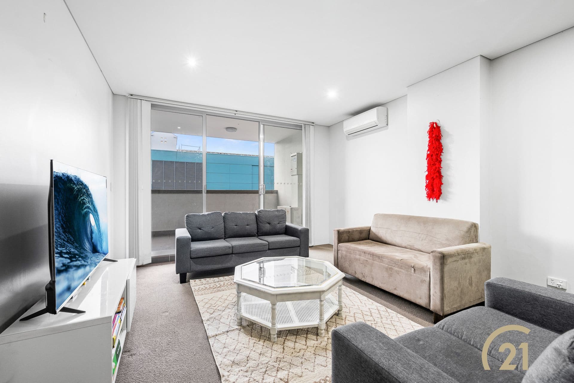 2/376 The Horsley Drive, Fairfield, NSW, 2165, Fairfield - Thumbnail 2