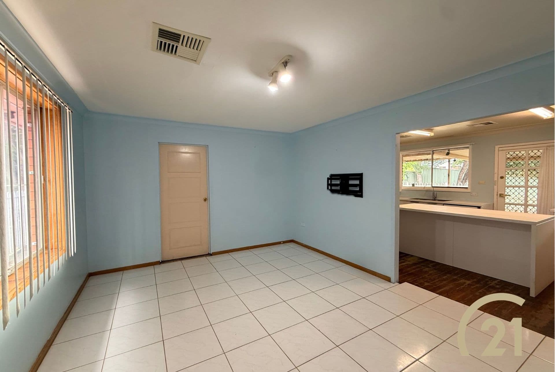 1/95-97 Ware Street, Fairfield, NSW, 2165, Leumeah - Thumbnail 2