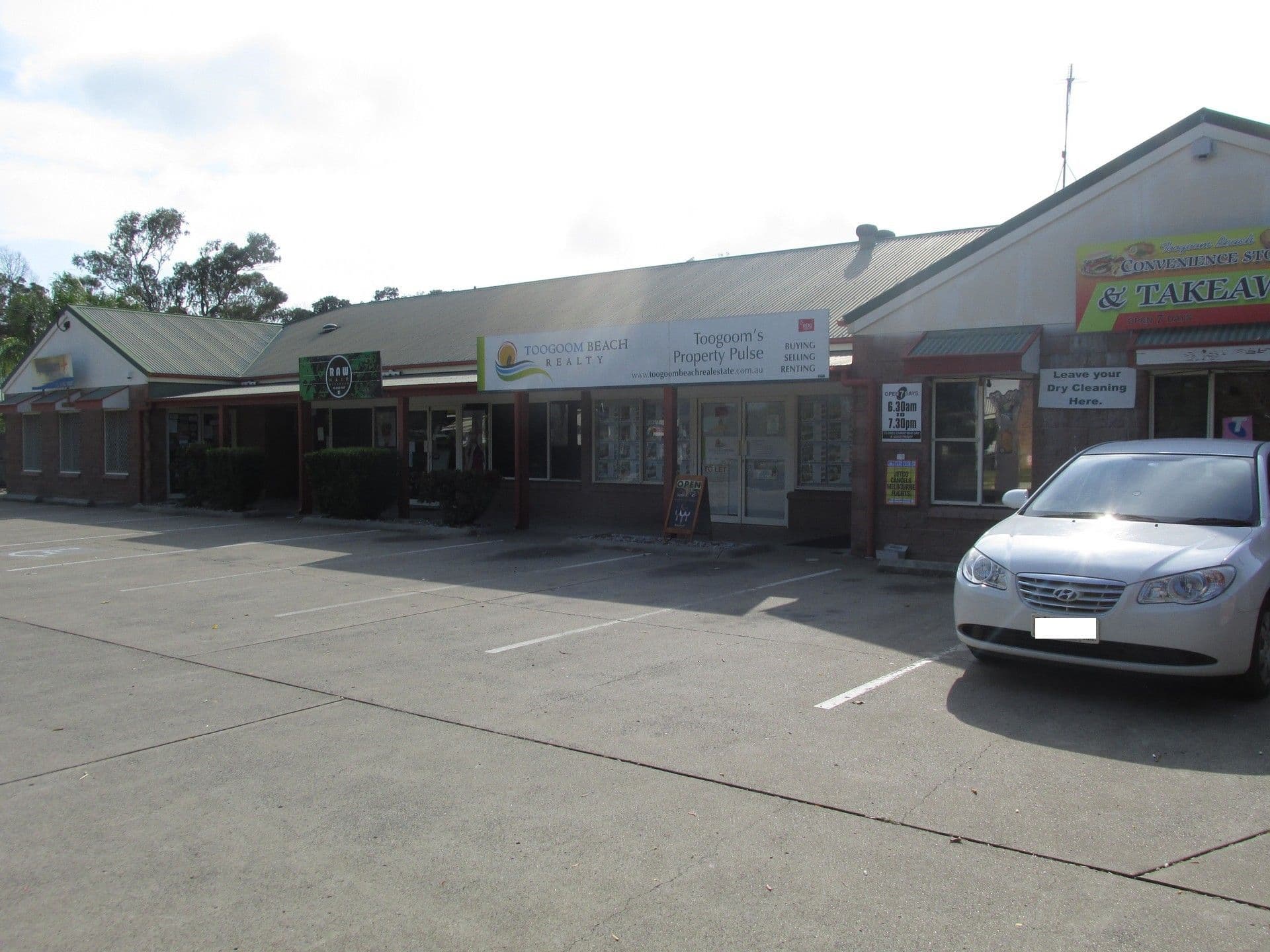 1/10 Liuzzi Street, PIALBA, Hervey Bay, QLD, 4655, Toogoom - Thumbnail 2