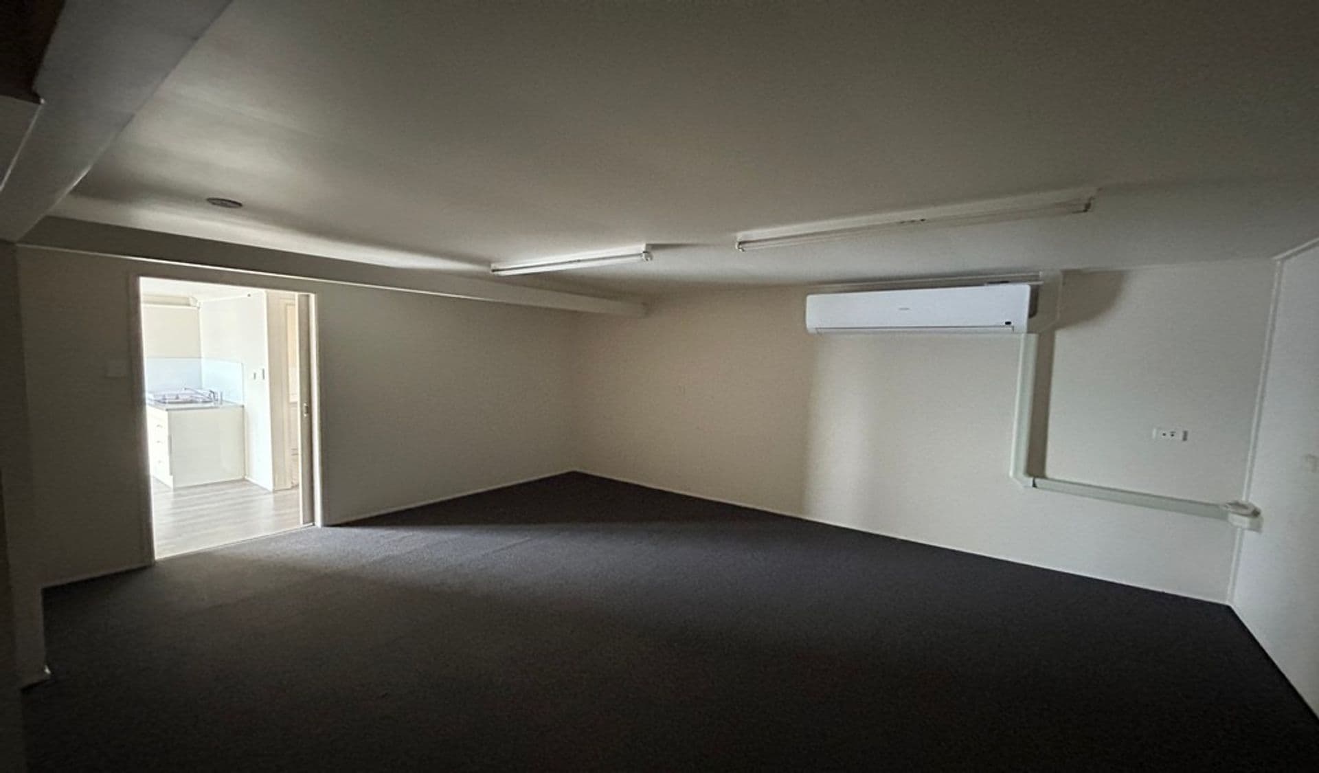 2/102 Islander Road, Pialba, QLD, 4655, Pialba - Thumbnail 3