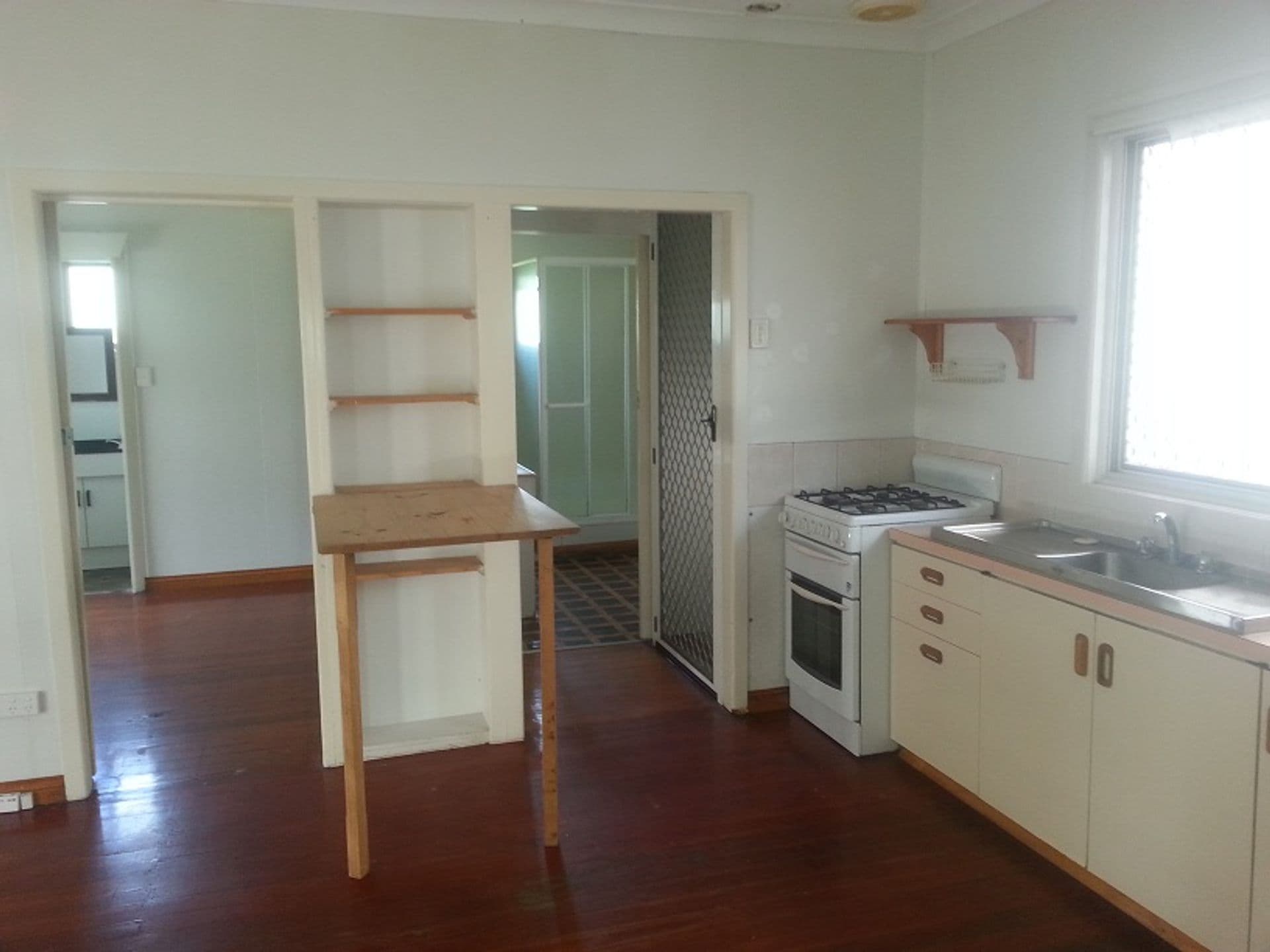 137 Blackwood Road, Manly West, QLD, 4179, Manly West - Thumbnail 2