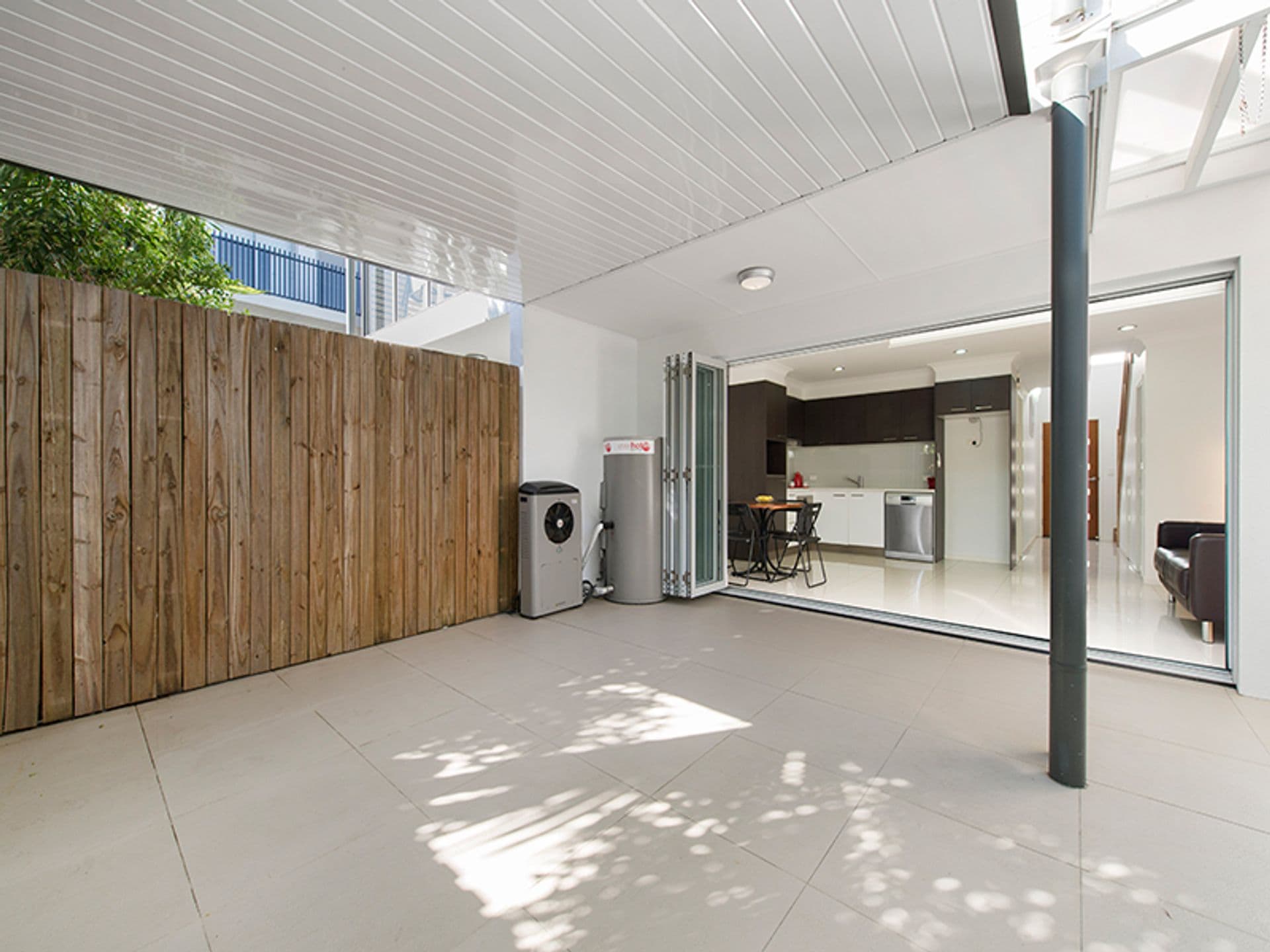 2 Of 15 Fox Street, Wynnum, QLD, 4178, Wynnum - Thumbnail 7