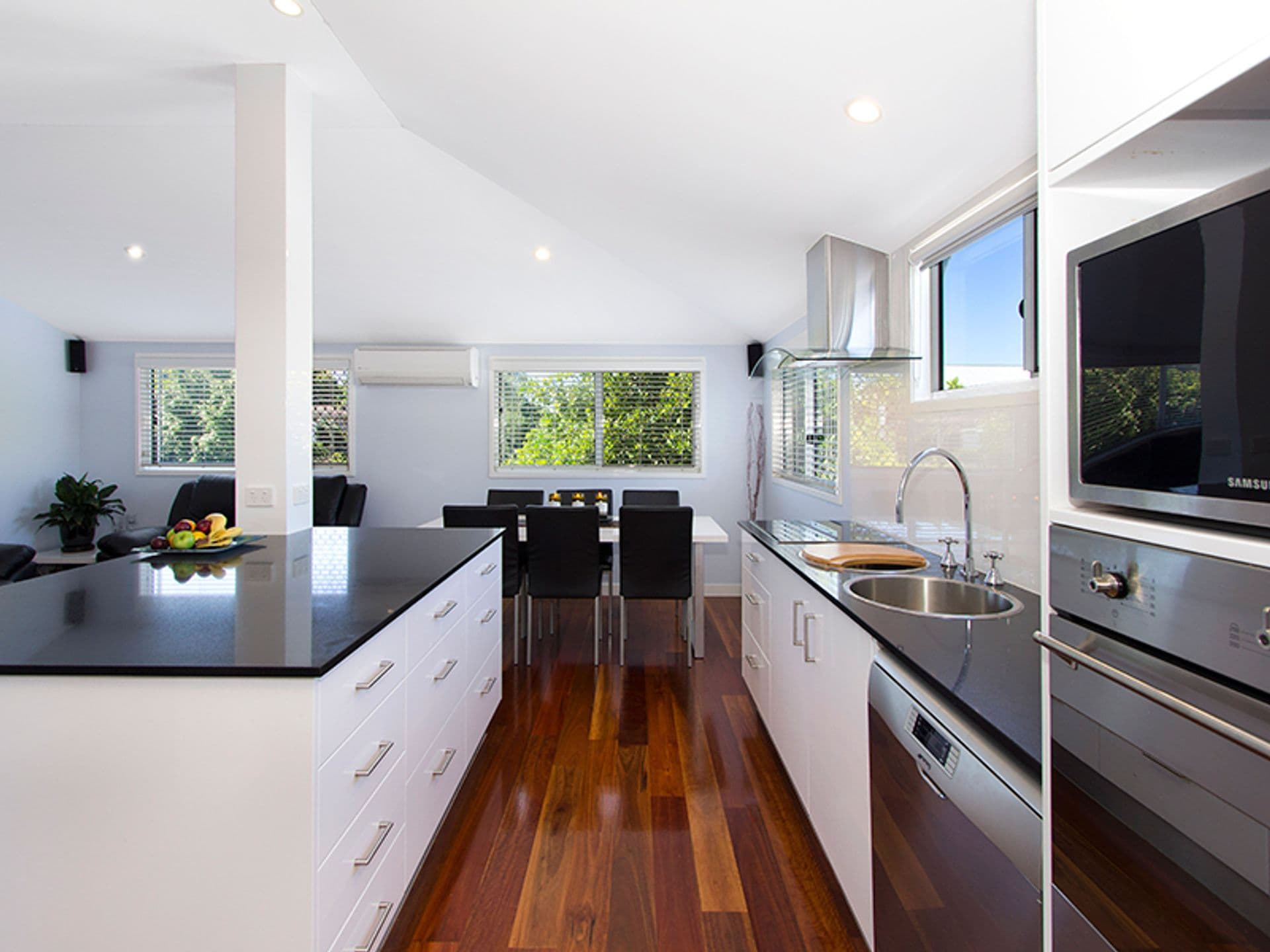 188 Prospect Street, Wynnum, QLD, 4178, Wynnum - Thumbnail 2