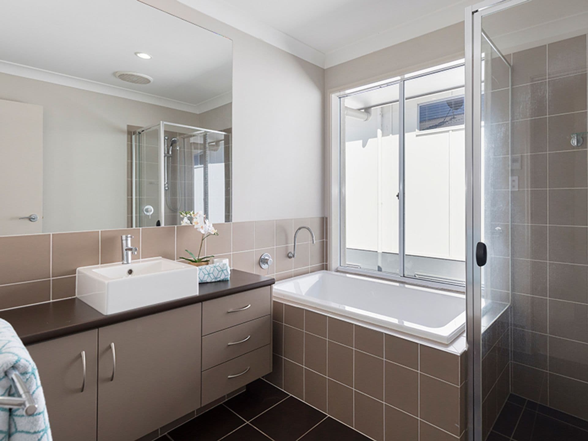 65 Empire Avenue, Manly West, QLD, 4179, Manly West - Thumbnail 6