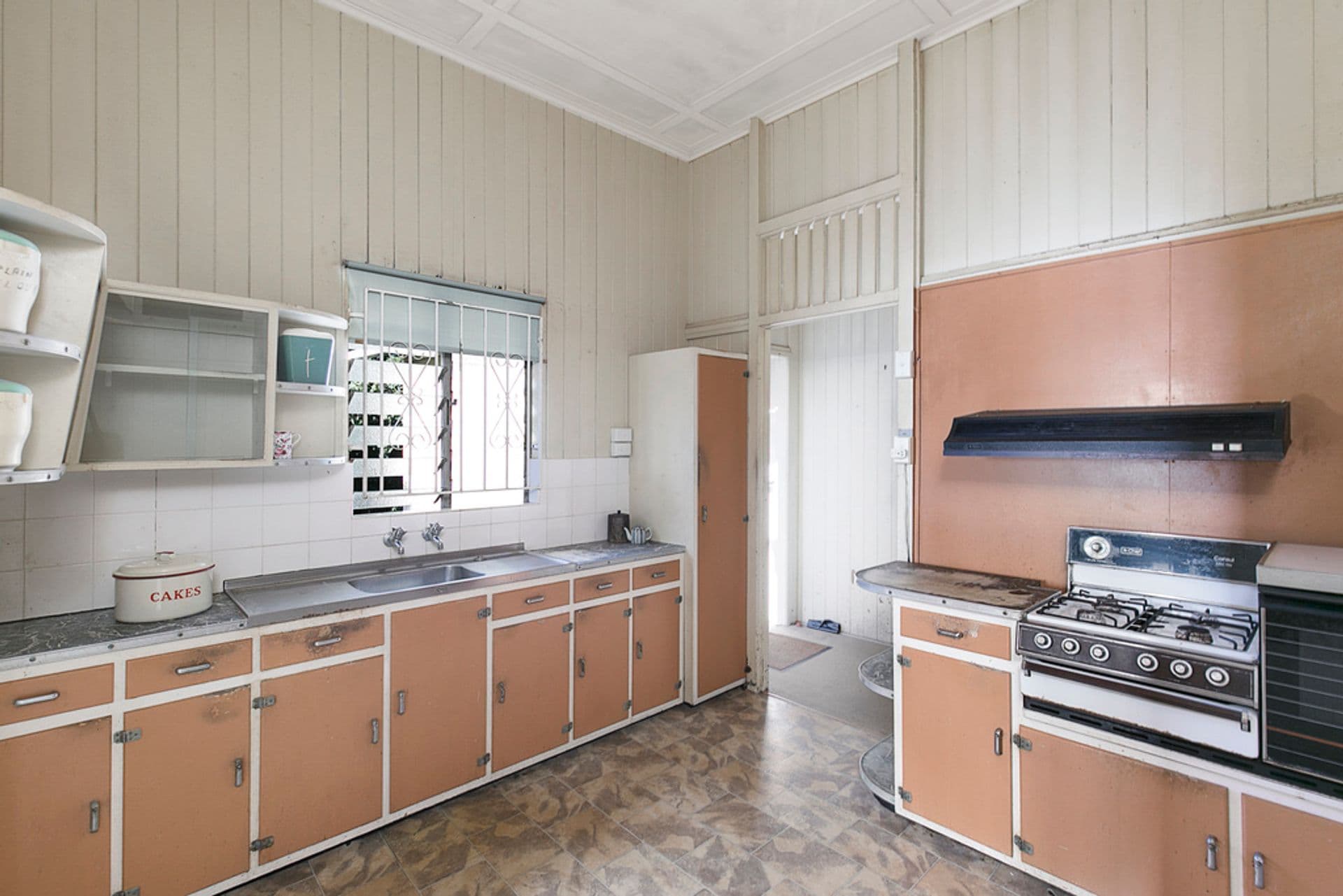 34 Mountjoy Terrace, Wynnum, QLD, 4178, Wynnum - Thumbnail 3