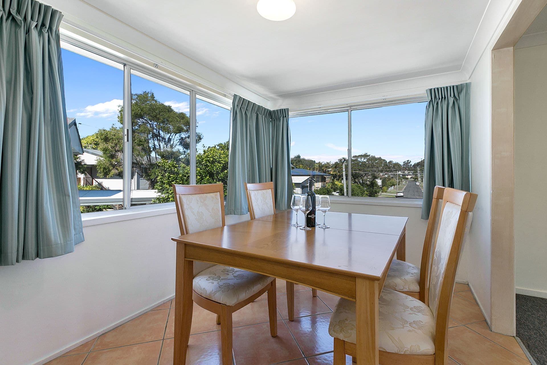49 Claymeade Street, Wynnum, QLD, 4178, Wynnum - Thumbnail 3