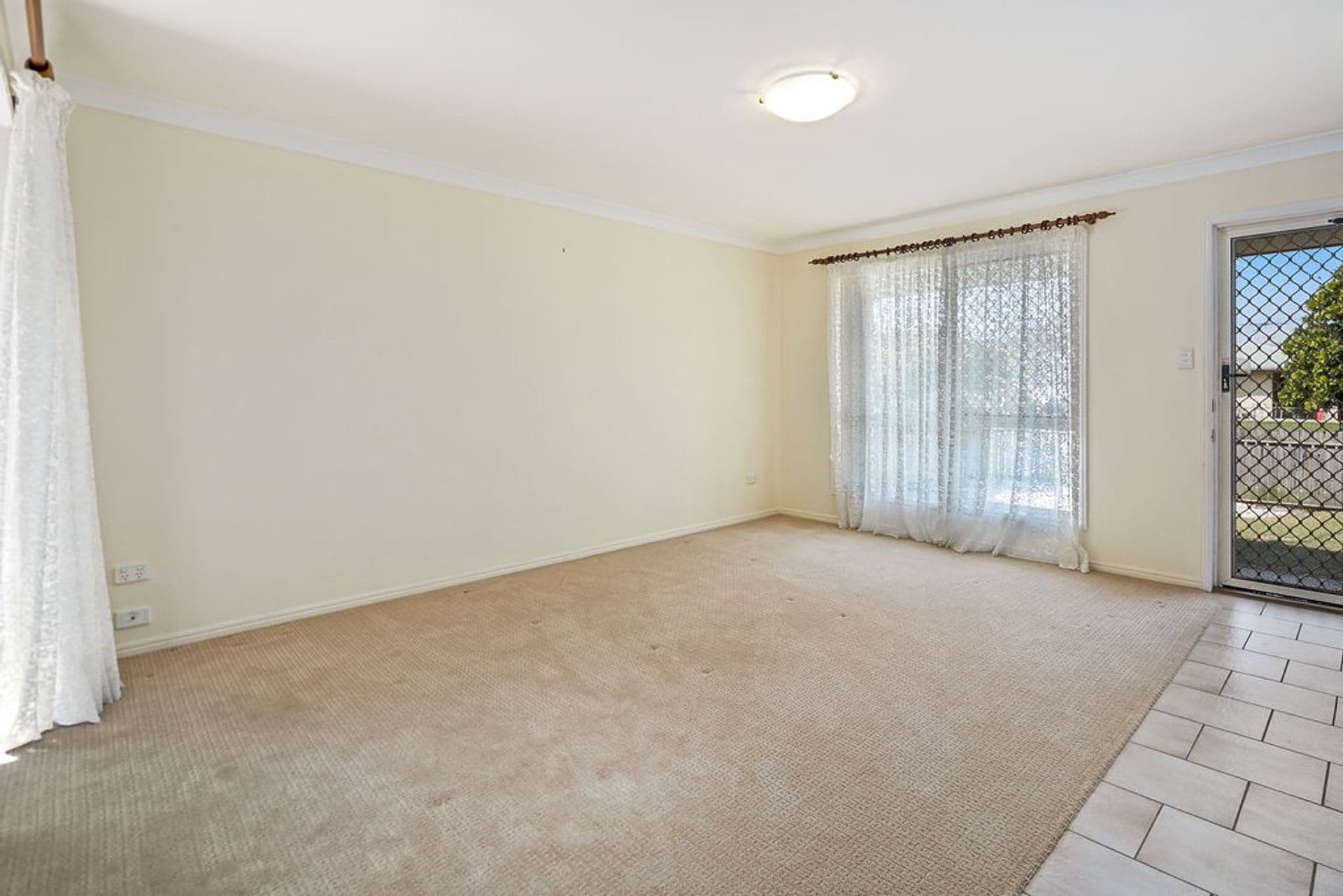 19 Davidson Street, Wynnum, QLD, 4178, Wynnum - Thumbnail 7