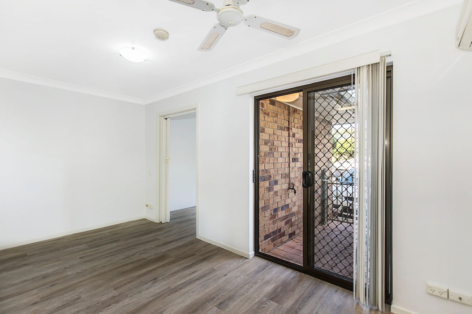 21/15 Carmichael Court, Wynnum West, QLD, 4178, Wynnum West - Thumbnail 3