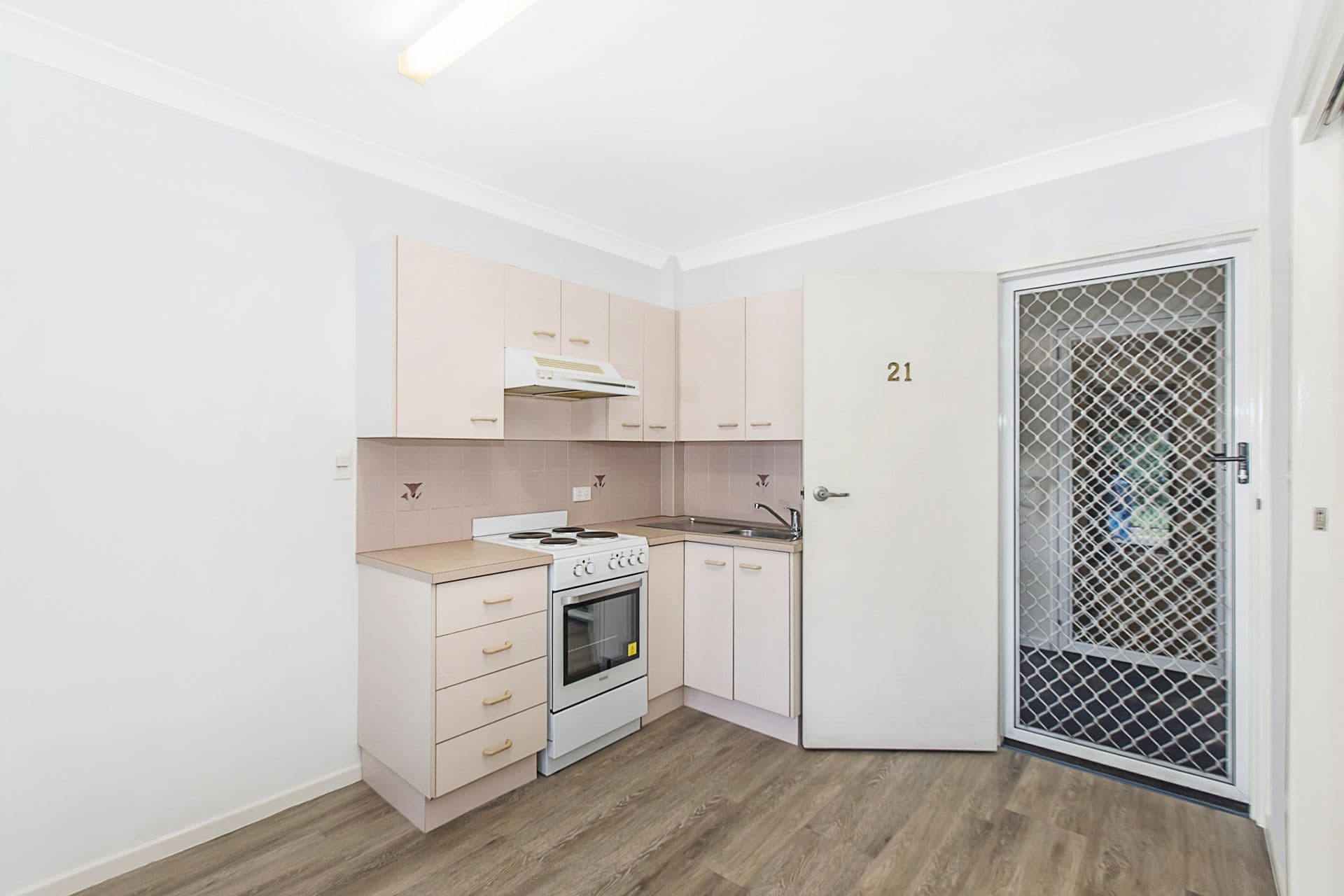 21/15 Carmichael Court, Wynnum West, QLD, 4178, Wynnum West - Thumbnail 5