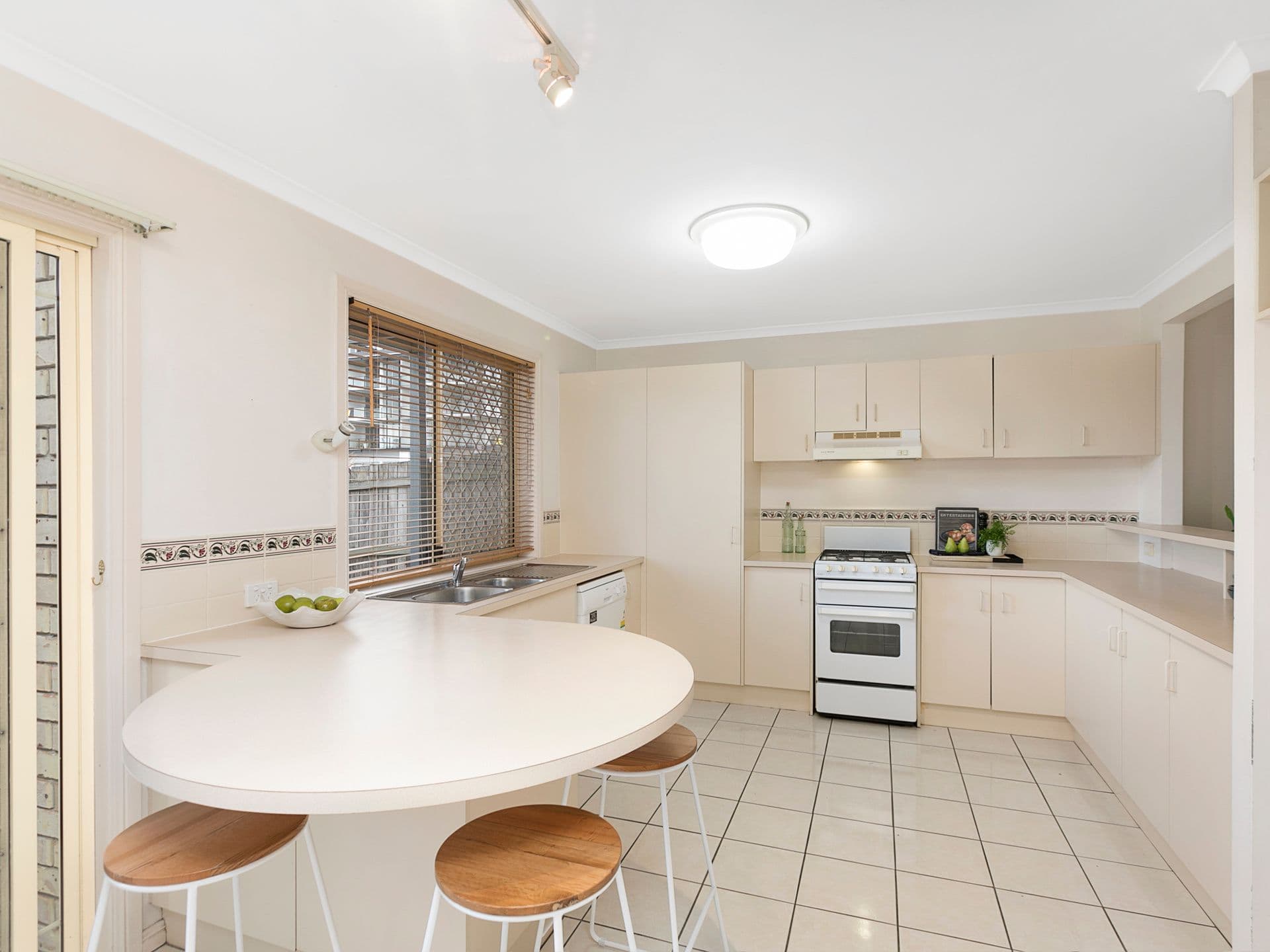 17/21 Glenora Street, Wynnum, QLD, 4178, Wynnum - Thumbnail 5