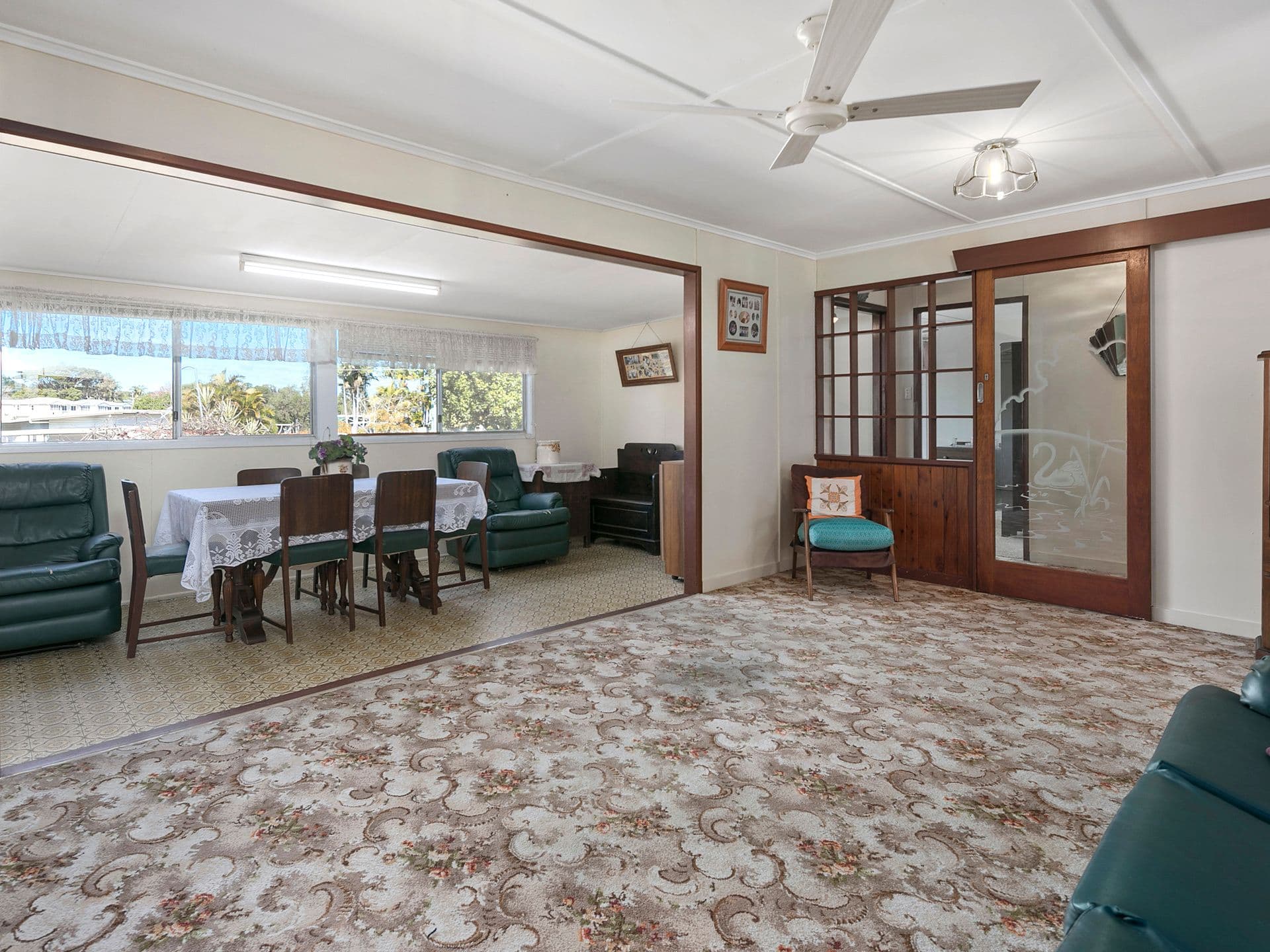 143  Wondall Road, Wynnum West, QLD, 4178, Wynnum West - Thumbnail 2