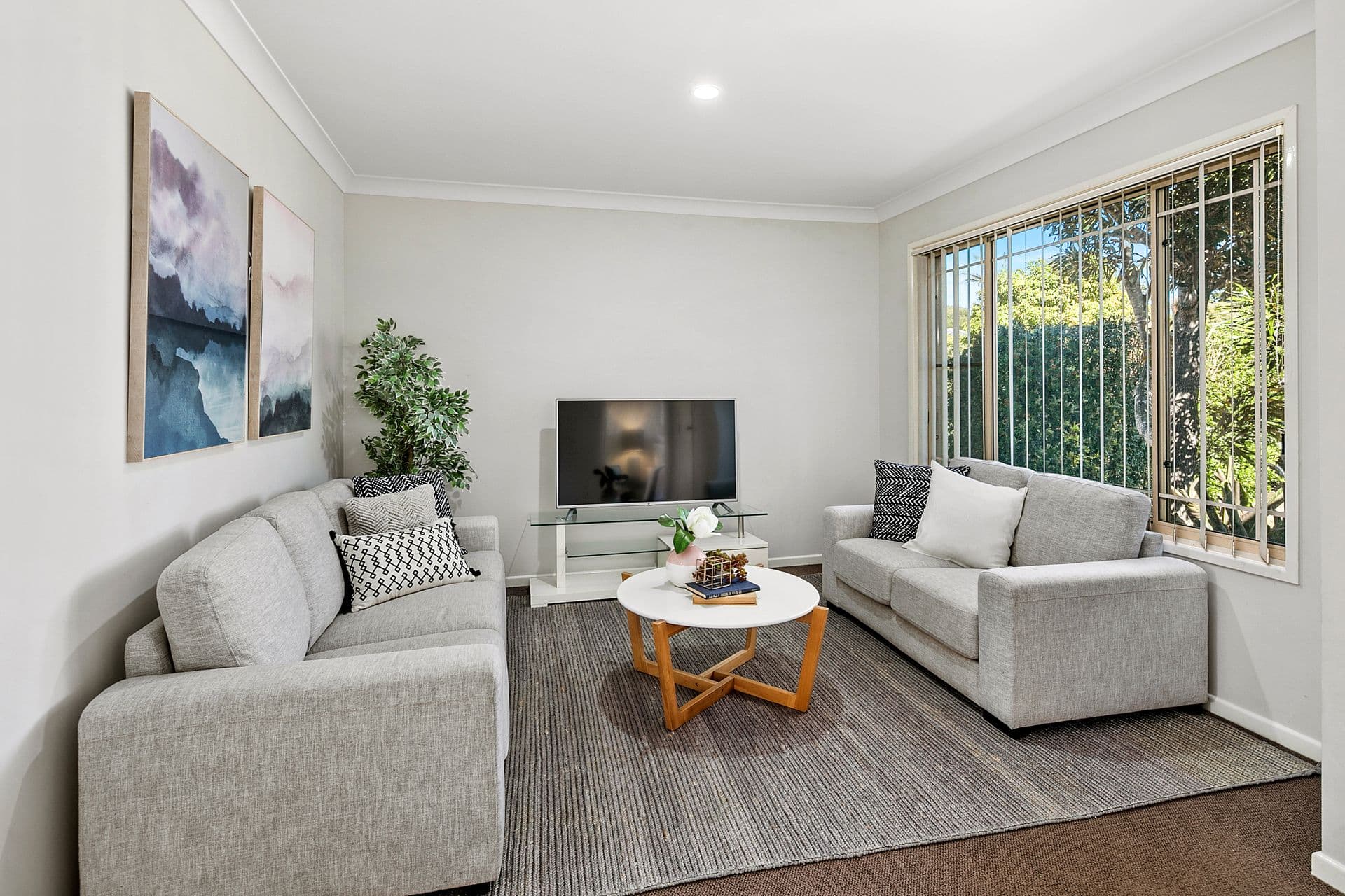 12 School Road, Wynnum West, QLD, 4178, Wynnum West - Thumbnail 2