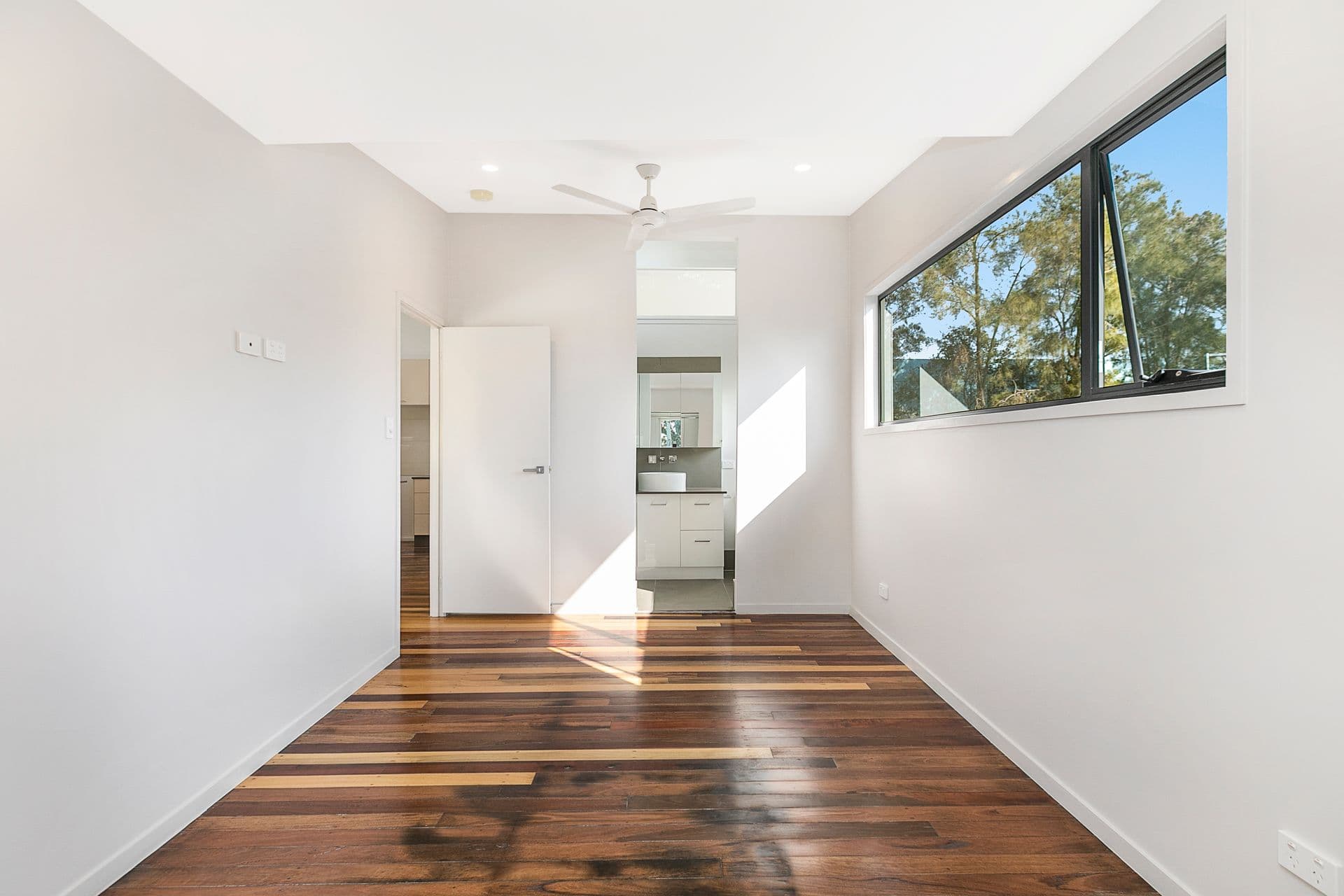 9 Marigold Street, Hemmant, QLD, 4174, Hemmant - Thumbnail 4